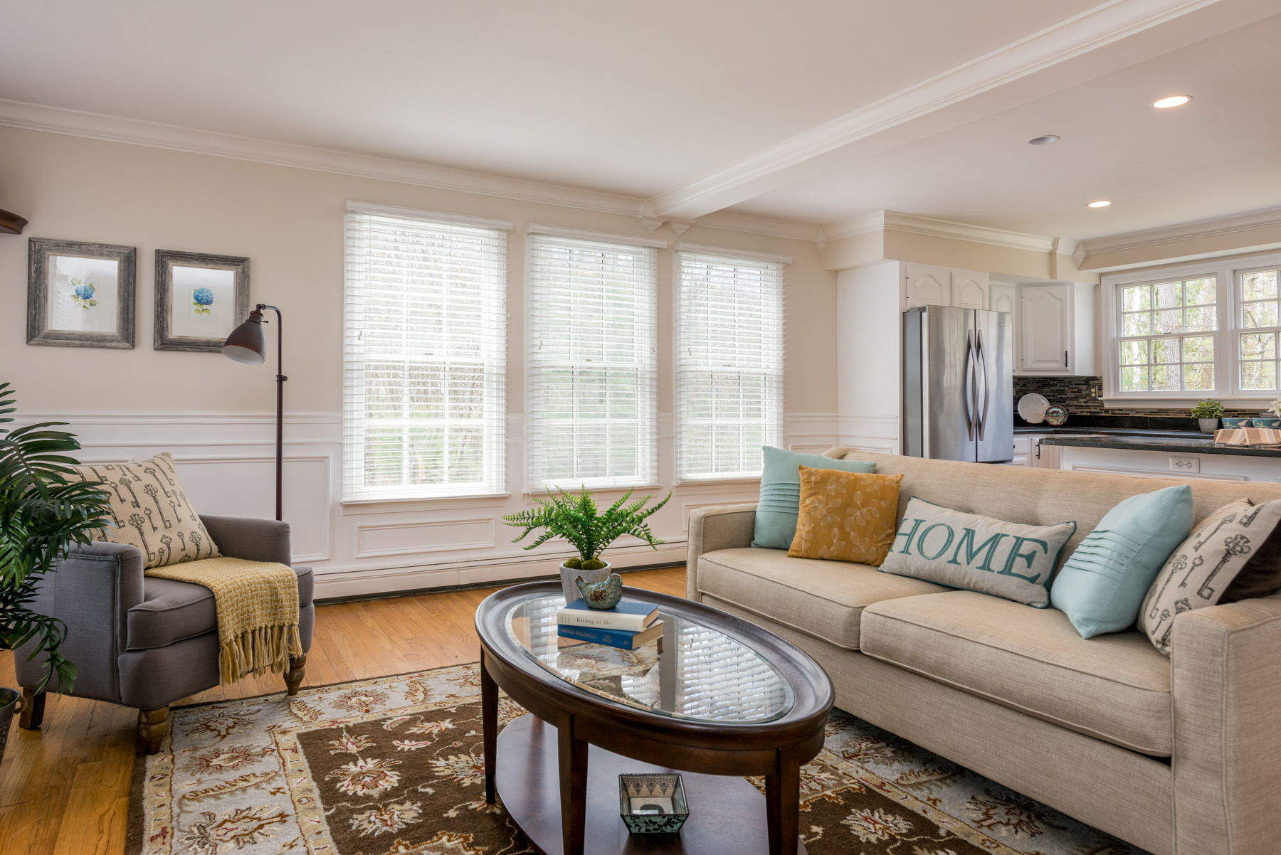 197CordavilleRd-Living2-LoRes.jpg