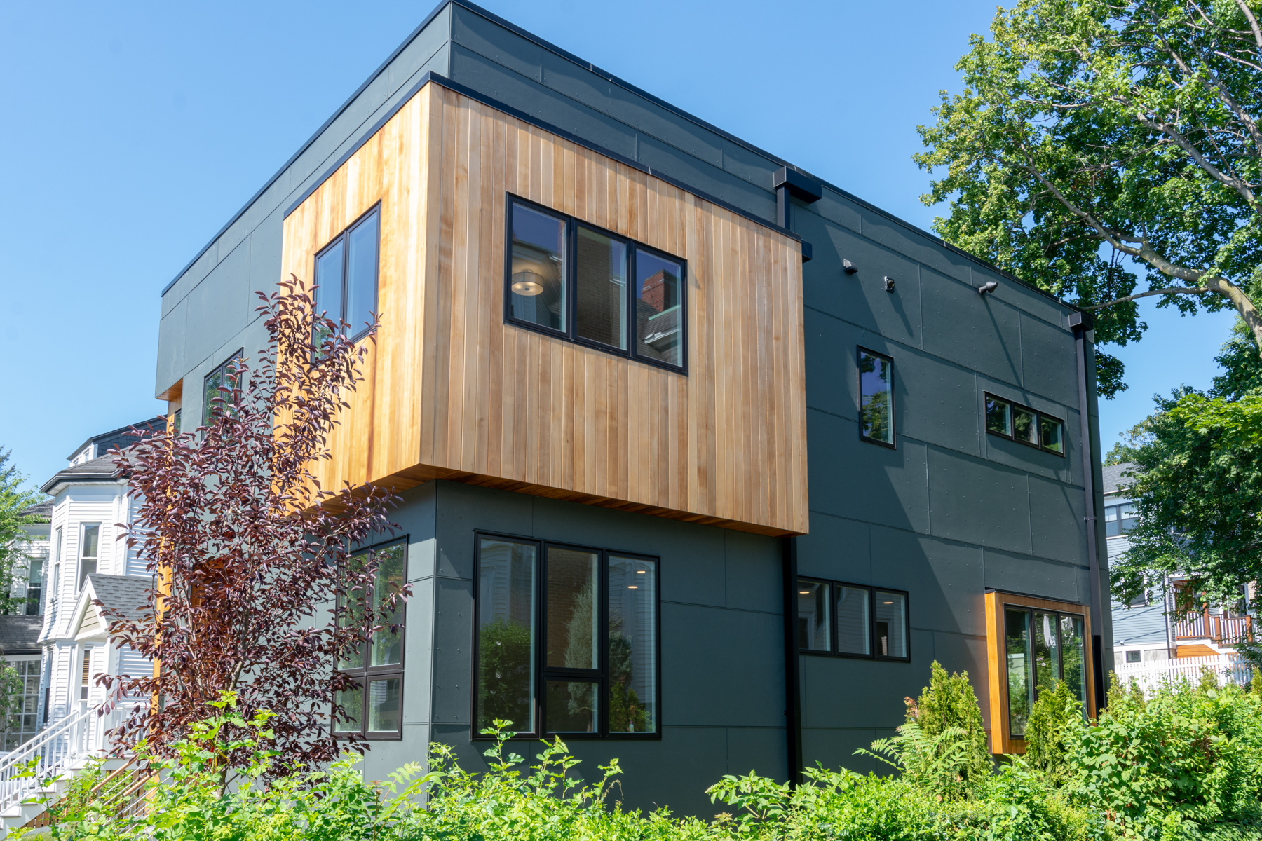 86ThurstonStreetNo2-FrontCorner-LoRes.jpg