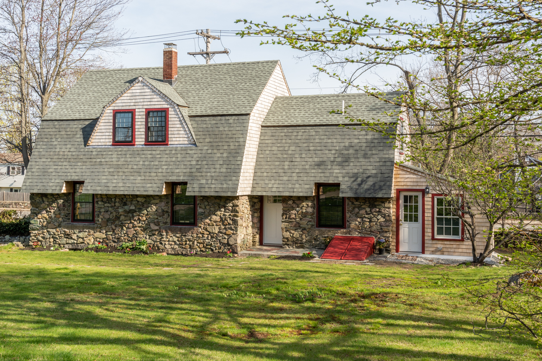 272LincolnStreet-Exterior4-LoRes.jpg