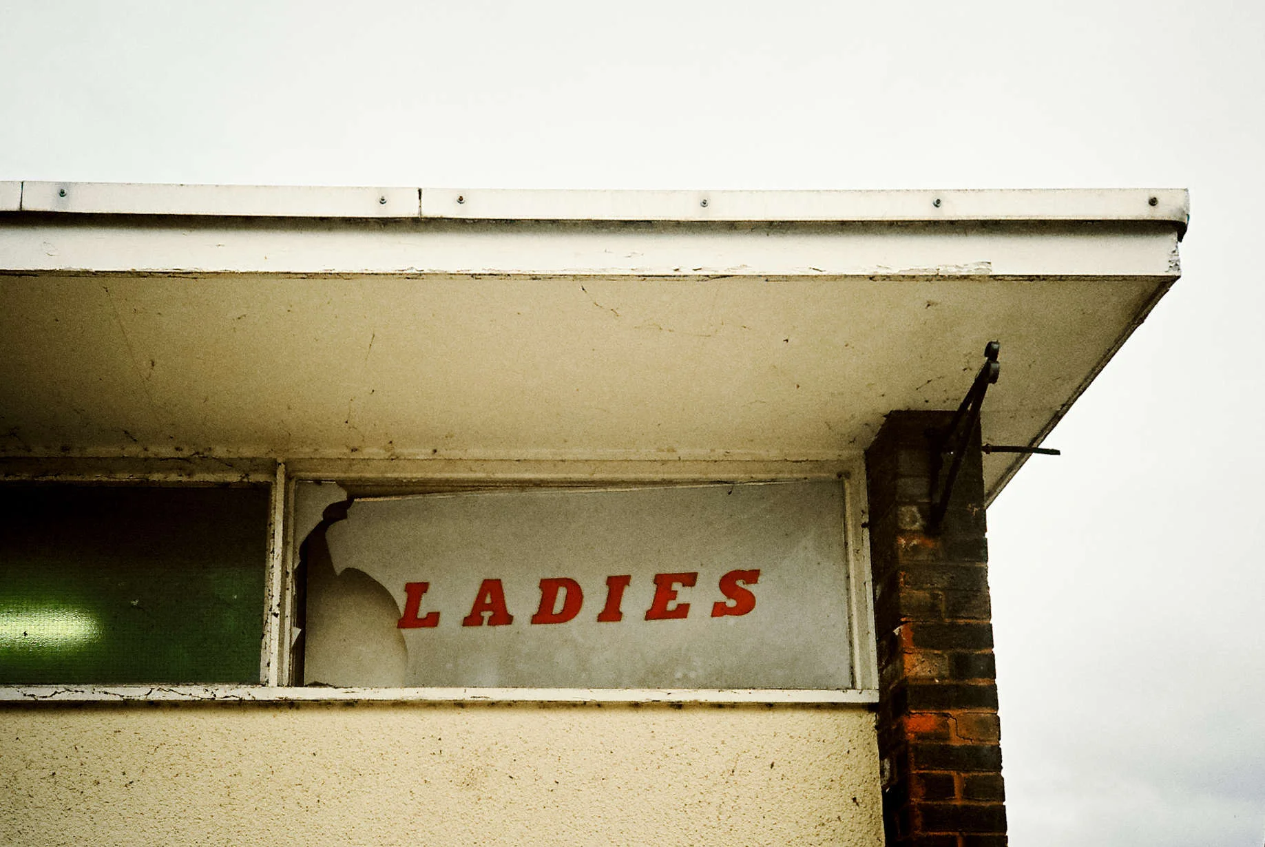 Broken Ladies (2).JPG