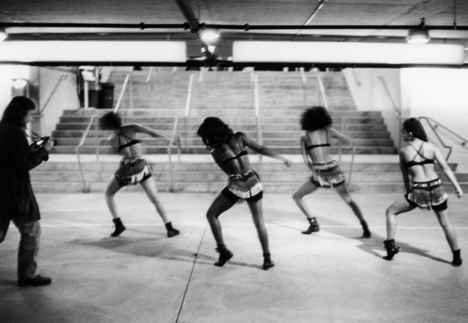 DANCERS | LEICA M6 | DAN MILLER