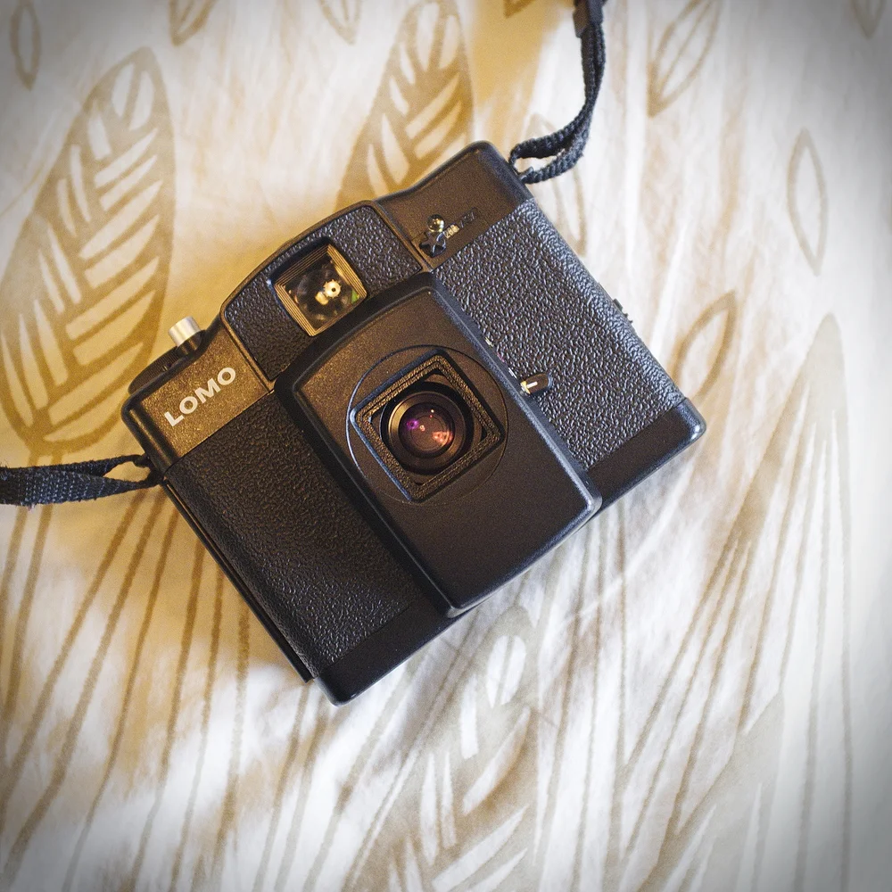 ロモ LOMO LC-A 】☆フラッシュ付き☆