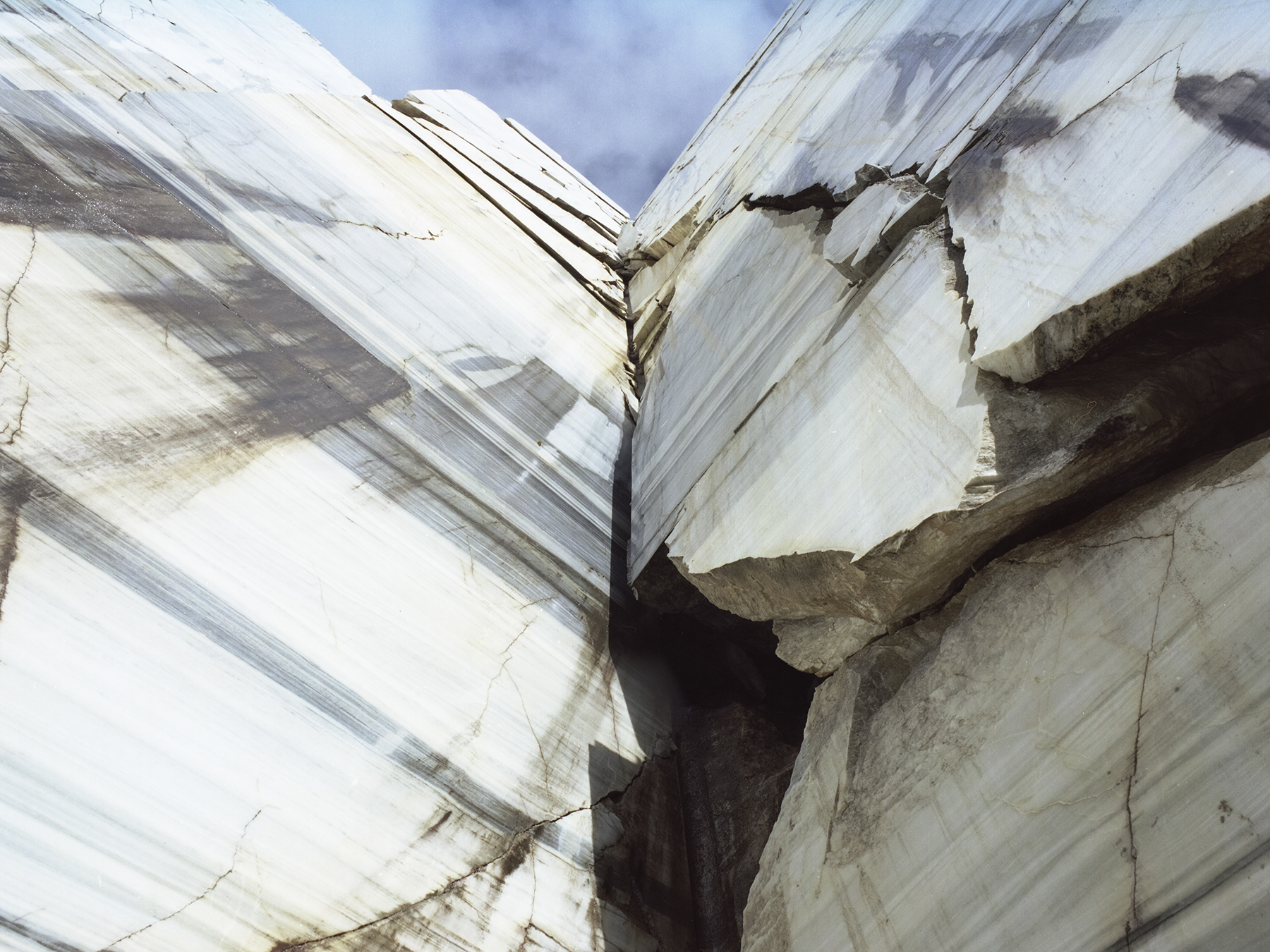 The Crack | Mamiya m654  | Umberto