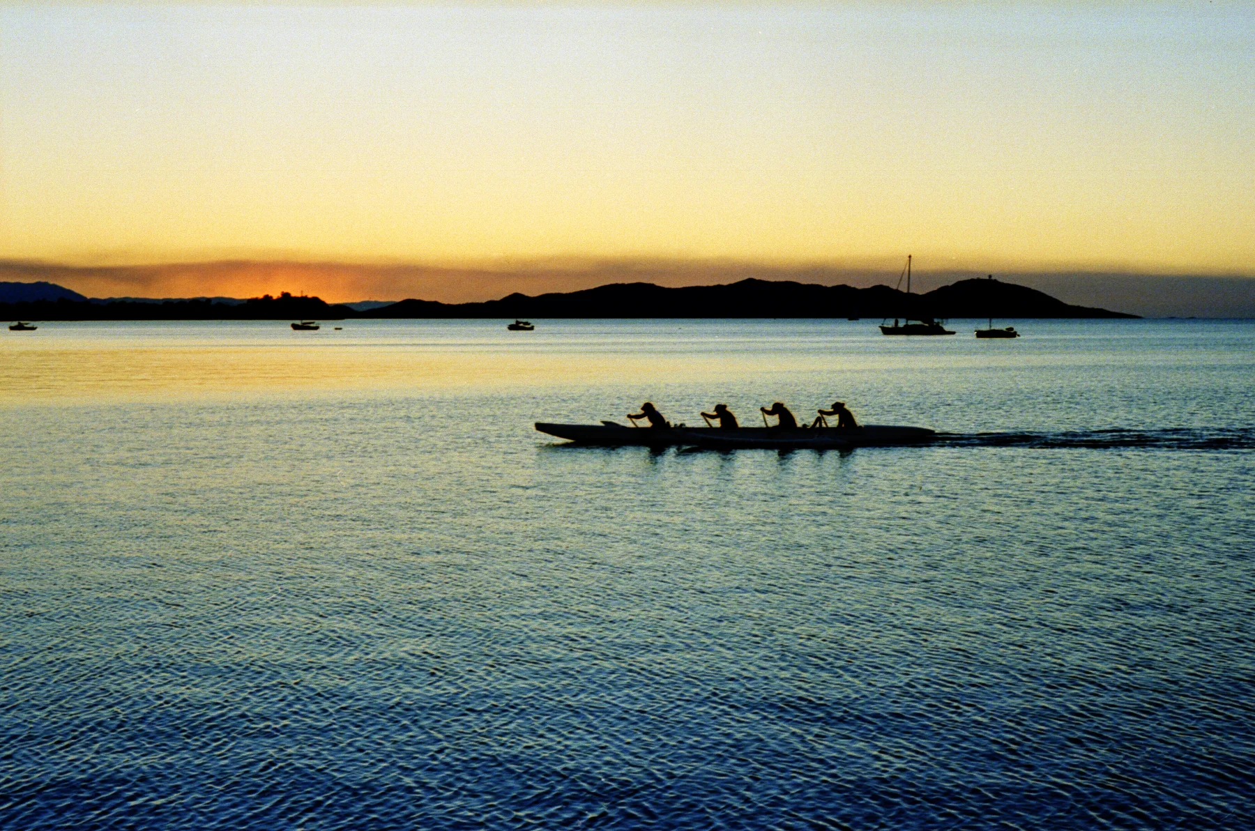 sculling on dusk | nikon f100af nikkor 50mm f1.8 | neal thorley
