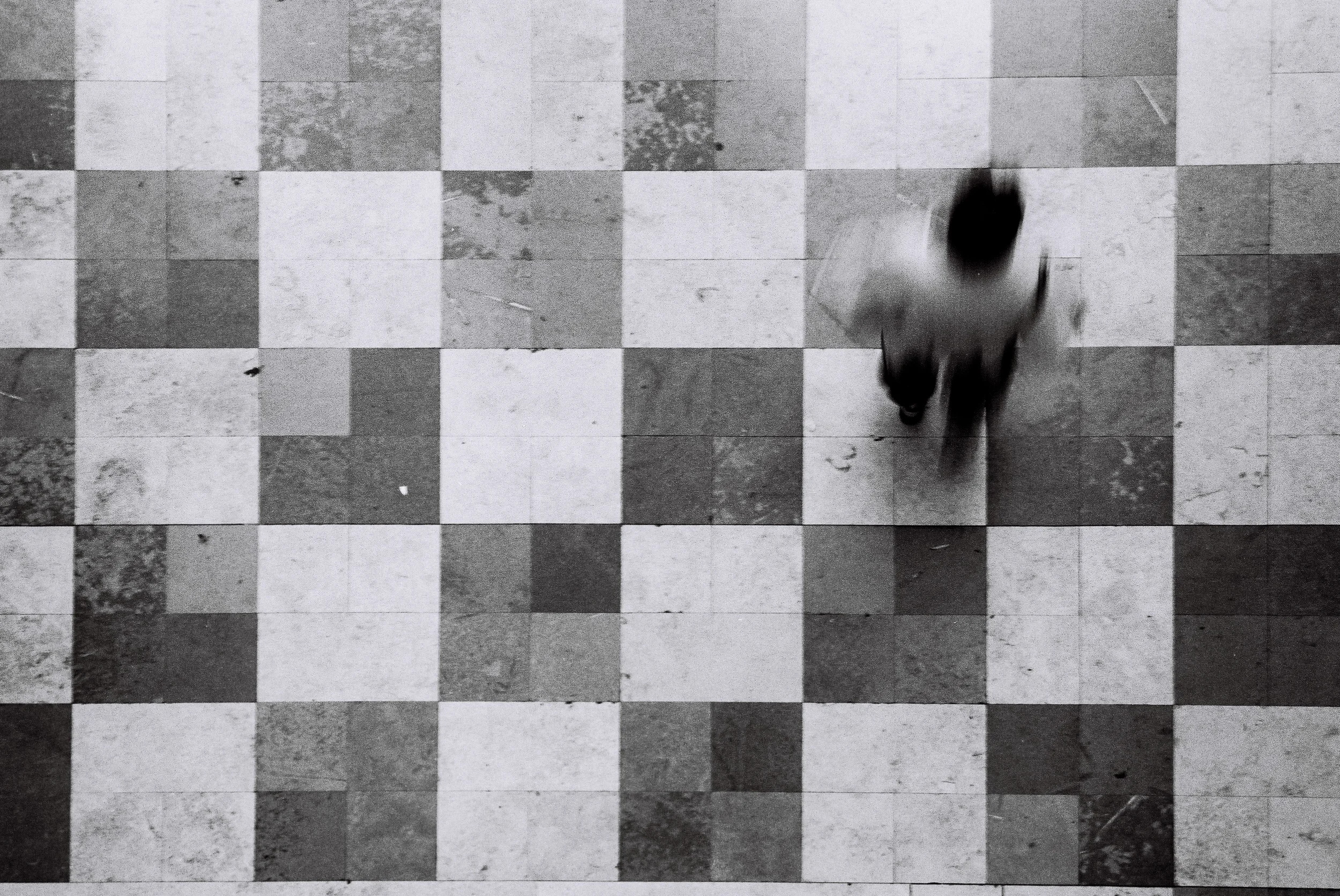 Robert Law | Human Chess | Voigtlander Bessa R Jupiter 50mm