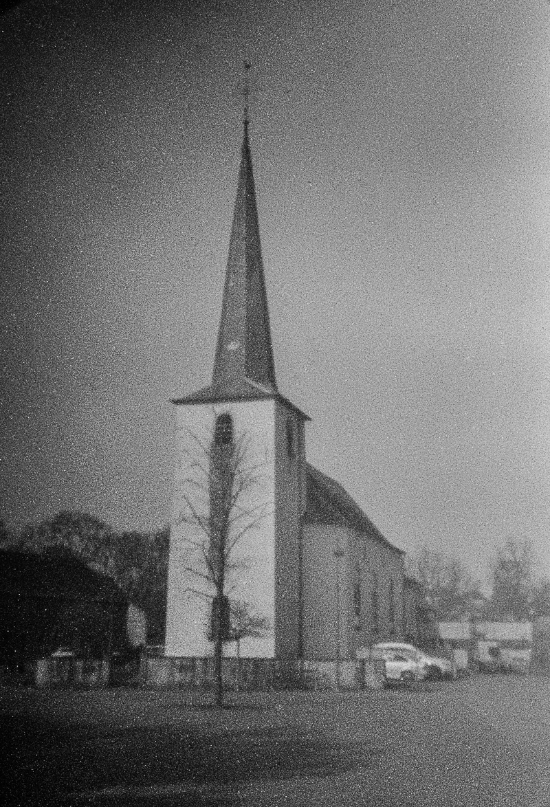 Church of Sprinkange | Pentax MZ-S | Holga-HPL-P | ADOX CHS 100 ART | Hans ter Horst