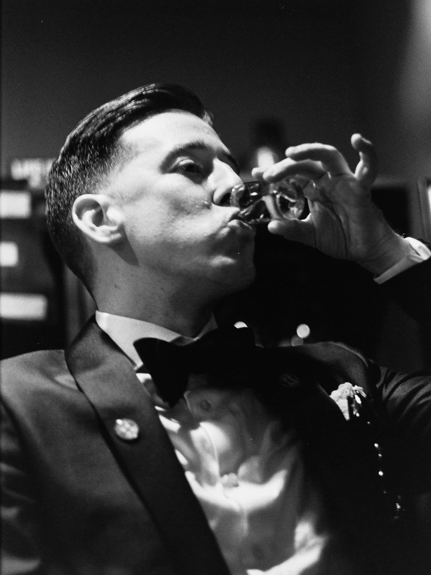 Shots | Pentax MZS - 50 mm - Ilford HP5 | Kevin Rosinbum