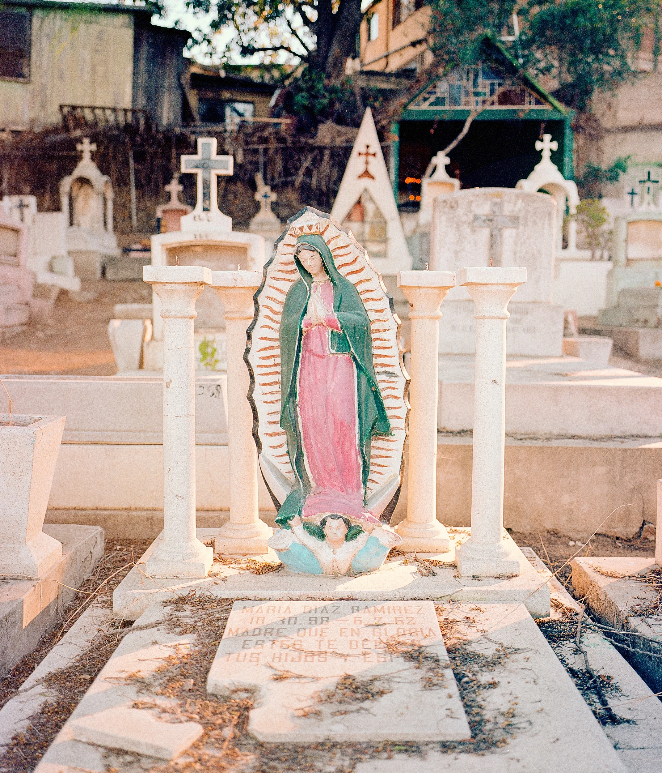 Tijuana, MX | Provia 400X (Pushed 2 stops) | © Cameron Kline