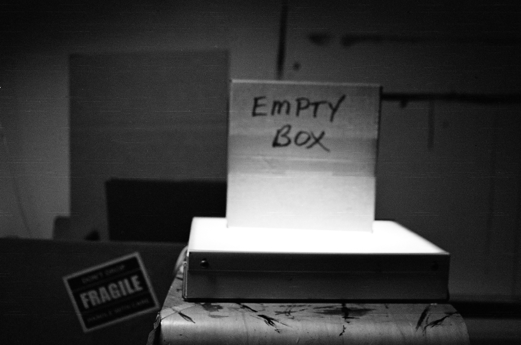 Anda Marcu | Empty Box | NikonFM | Ilford XP2 Super