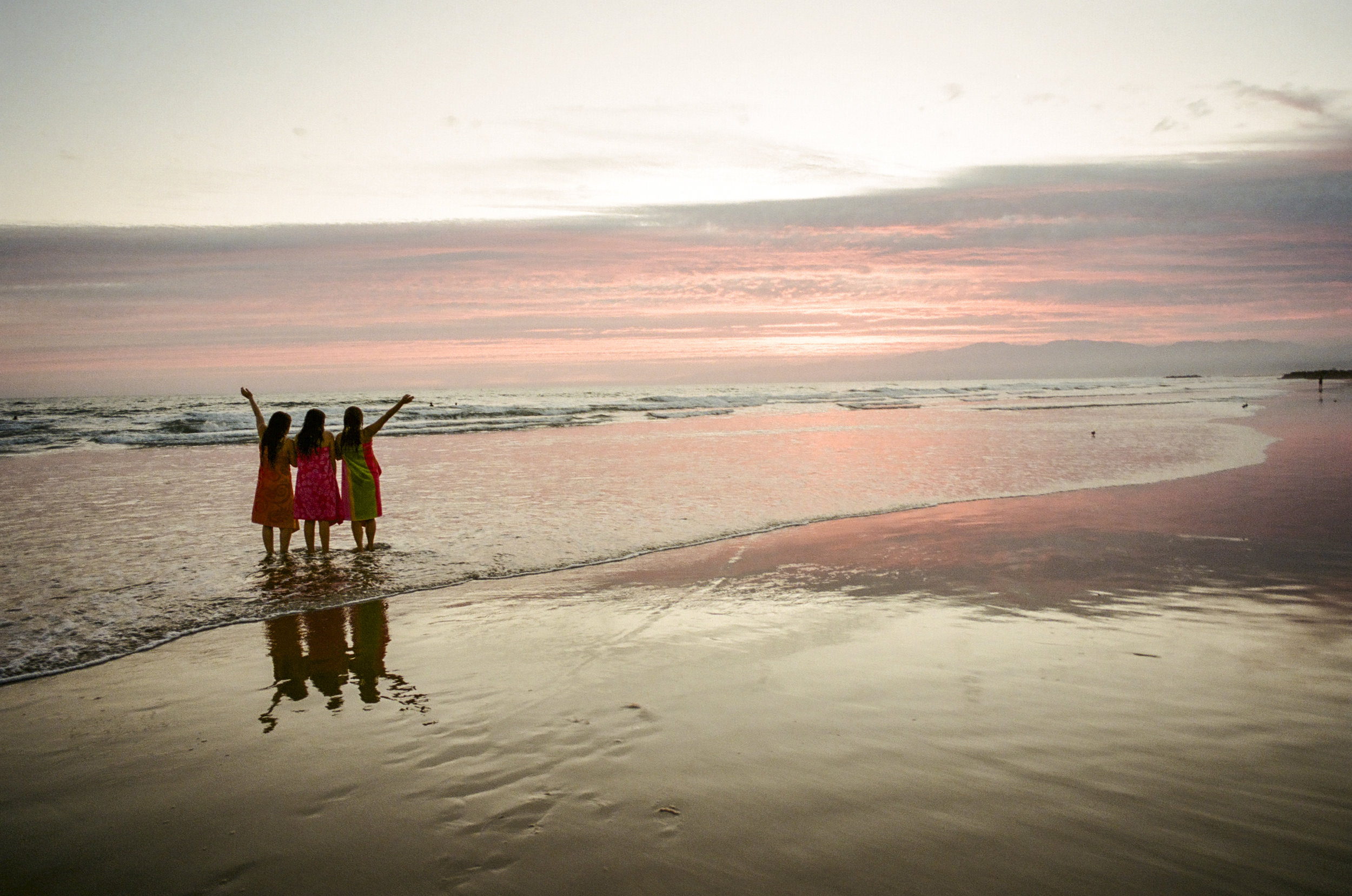 Venice Beach Sunset | LeicaM5 | Portra 400 | Tony Klimas