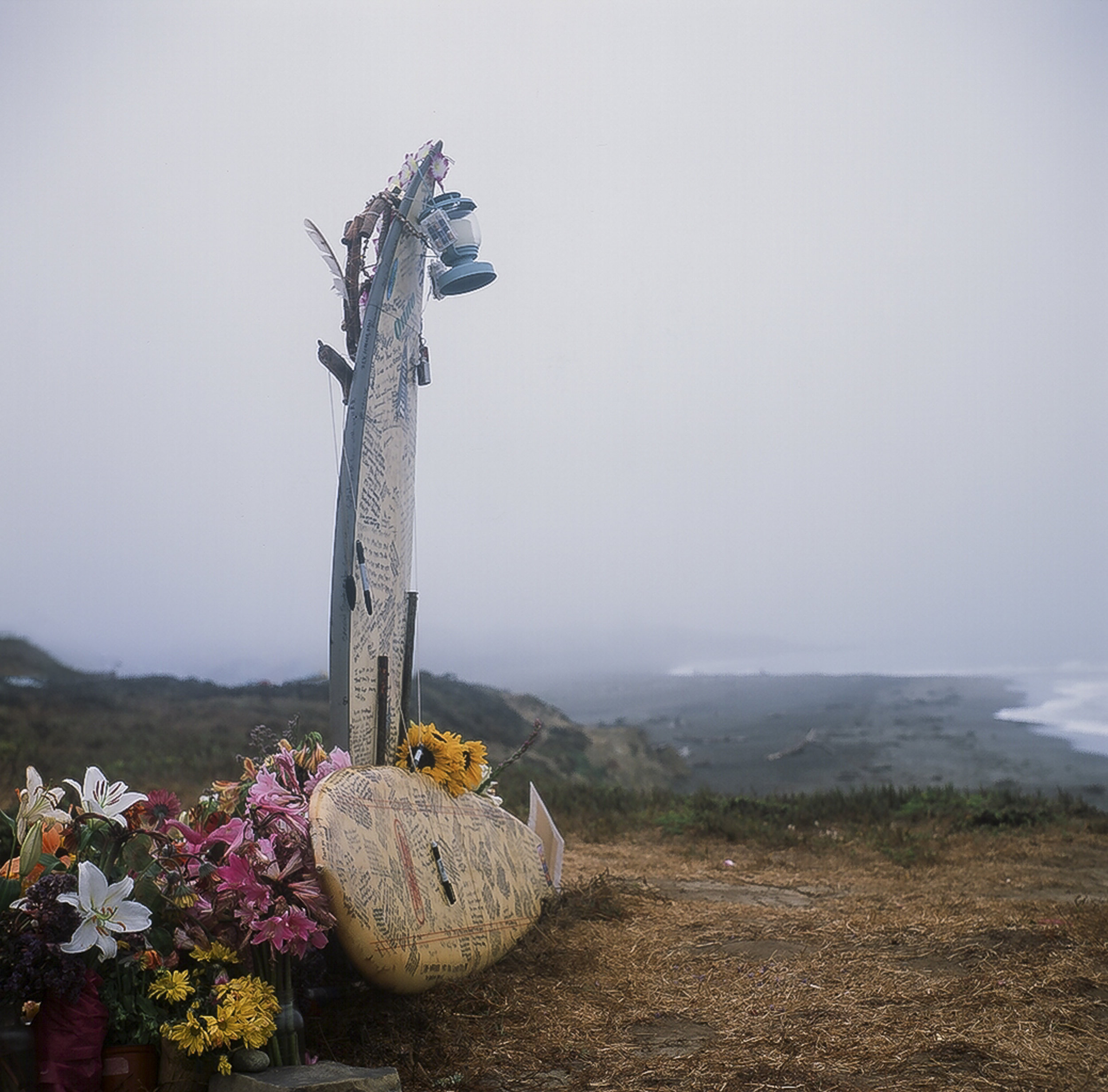 Goodbyes To A Fallen Surfer | Yashica Mat 124G | Fuji Provia 100F expired 2004 @ ISO 64 | James Thorpe