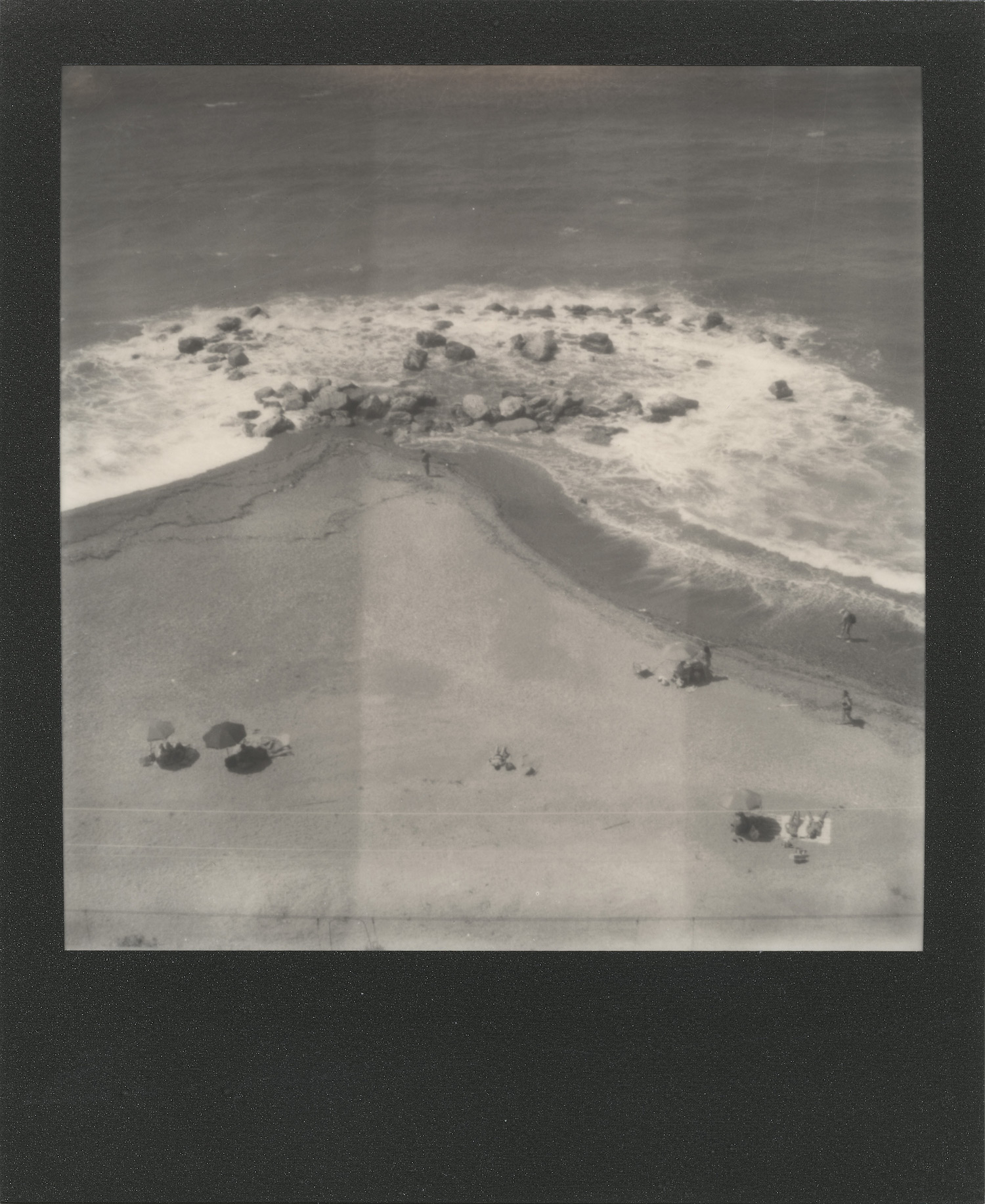 The Bathers Down There | Polaroid SLR680 | Impossible Project 600 B/W | Ale Di Gangi