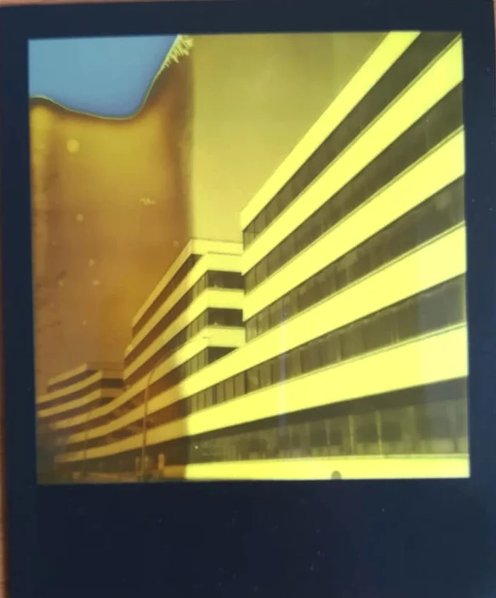 Ragusa | Polaroid OneStep 2 | Franco Carino Zanotti