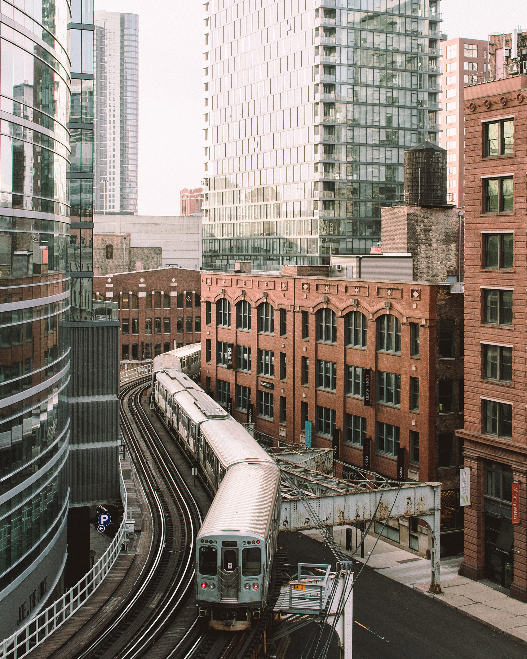 Jeffrey Czum | Tracks | CanonAe-1 | 28mm