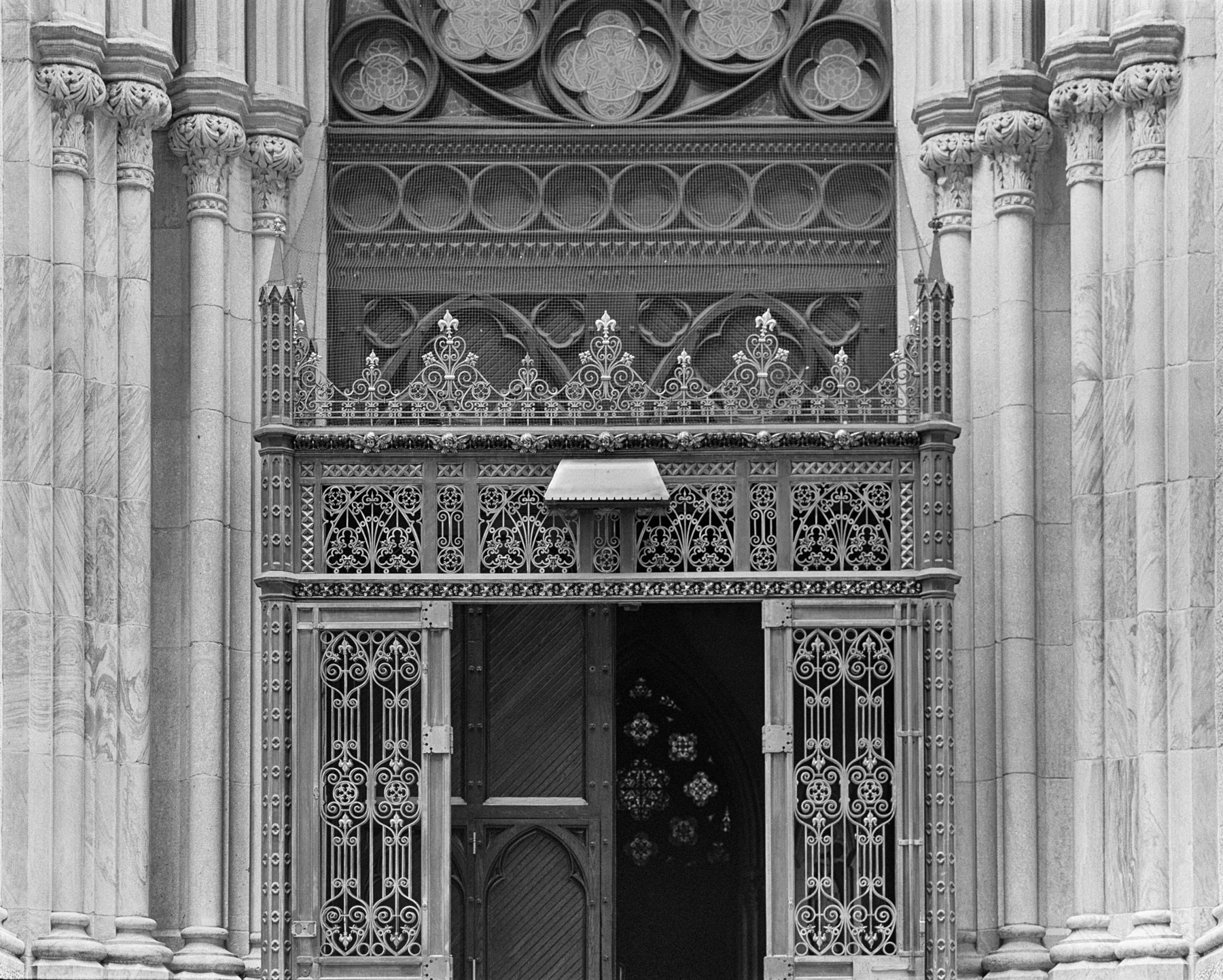 Sinar Norma, Schneider Kreuznach 150mm f5.6 Symmar and Kodak Tri-X 400