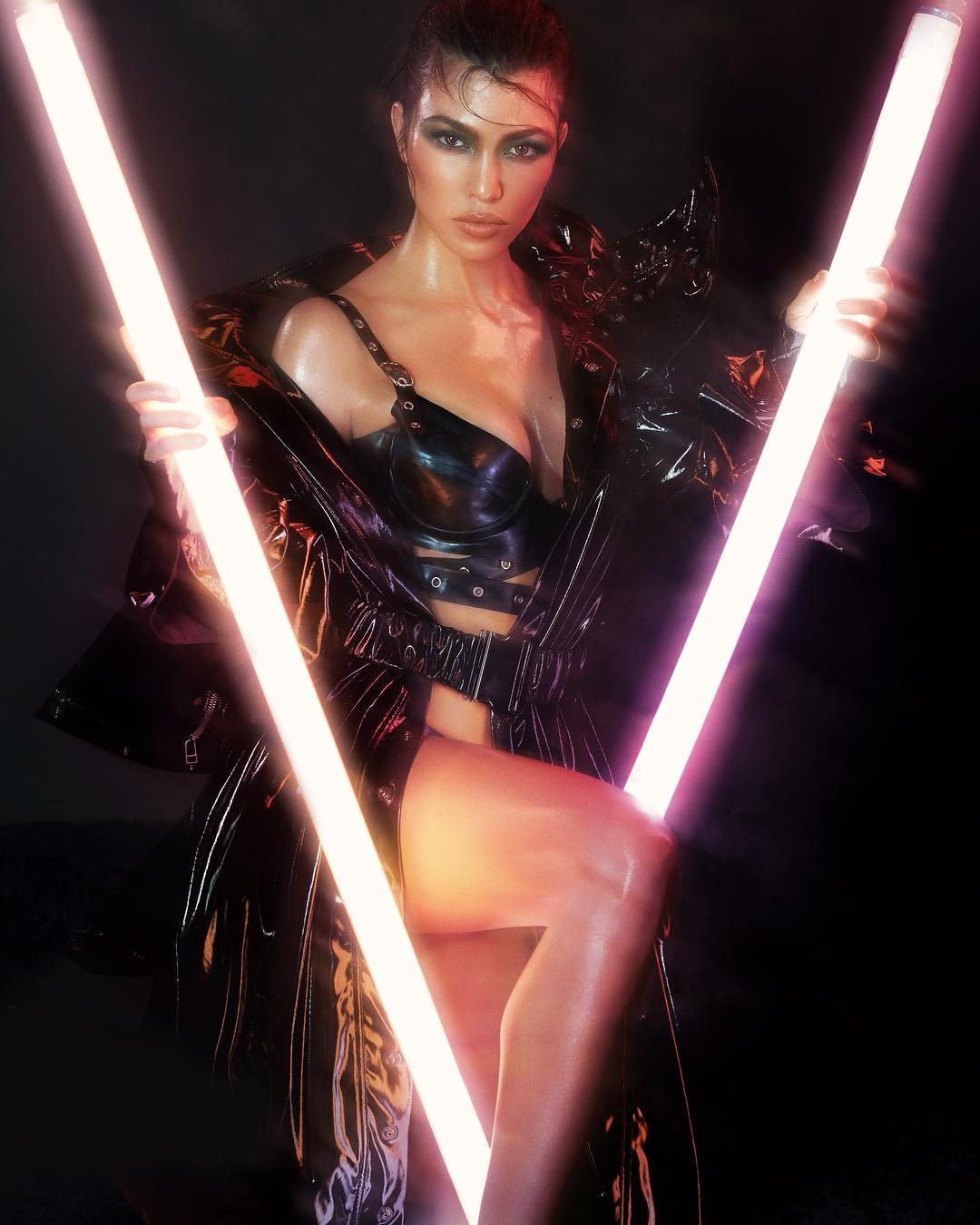 V MAGAZINE