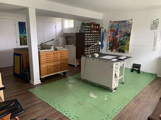 Documenting shockingly clean studio surfaces. 
#baltimoreartist #studio #workfromhome