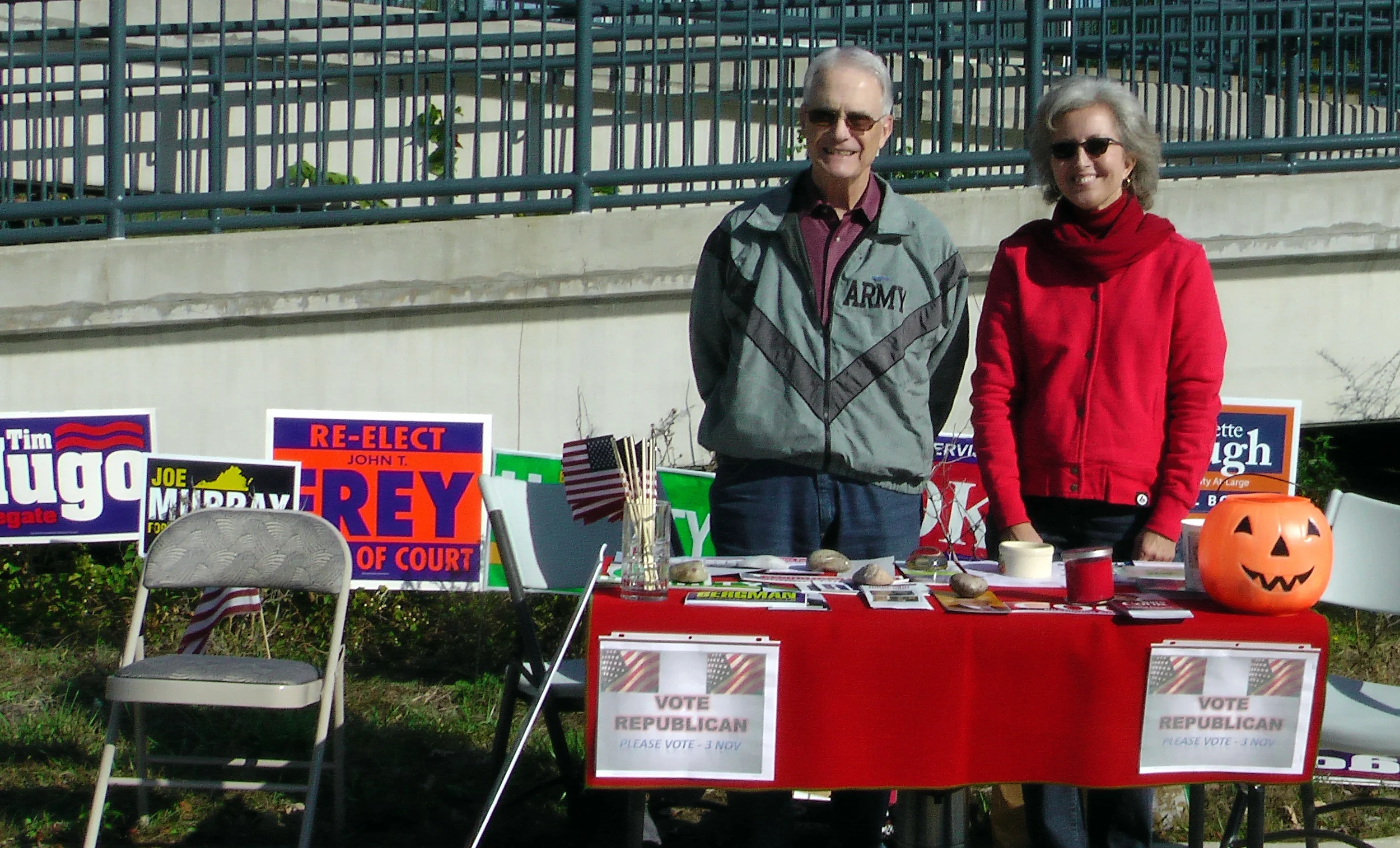 Tom Curtin & Tyna Gaylor @ Burke Farmer's Market