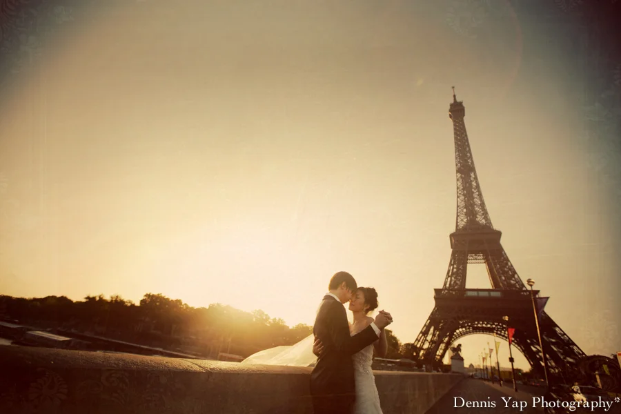 Johny Jessie Pre Wedding Paris Venice Wedding Portrait dennis yap photography eiffel tower beloved night portrait de lourve rainbow--3.jpg