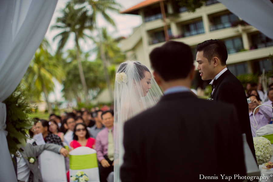 jeff phyllis wedding reception garden ceremony tanjung aru shangrila kota kinabalu dennis yap photography malaysia-24.jpg