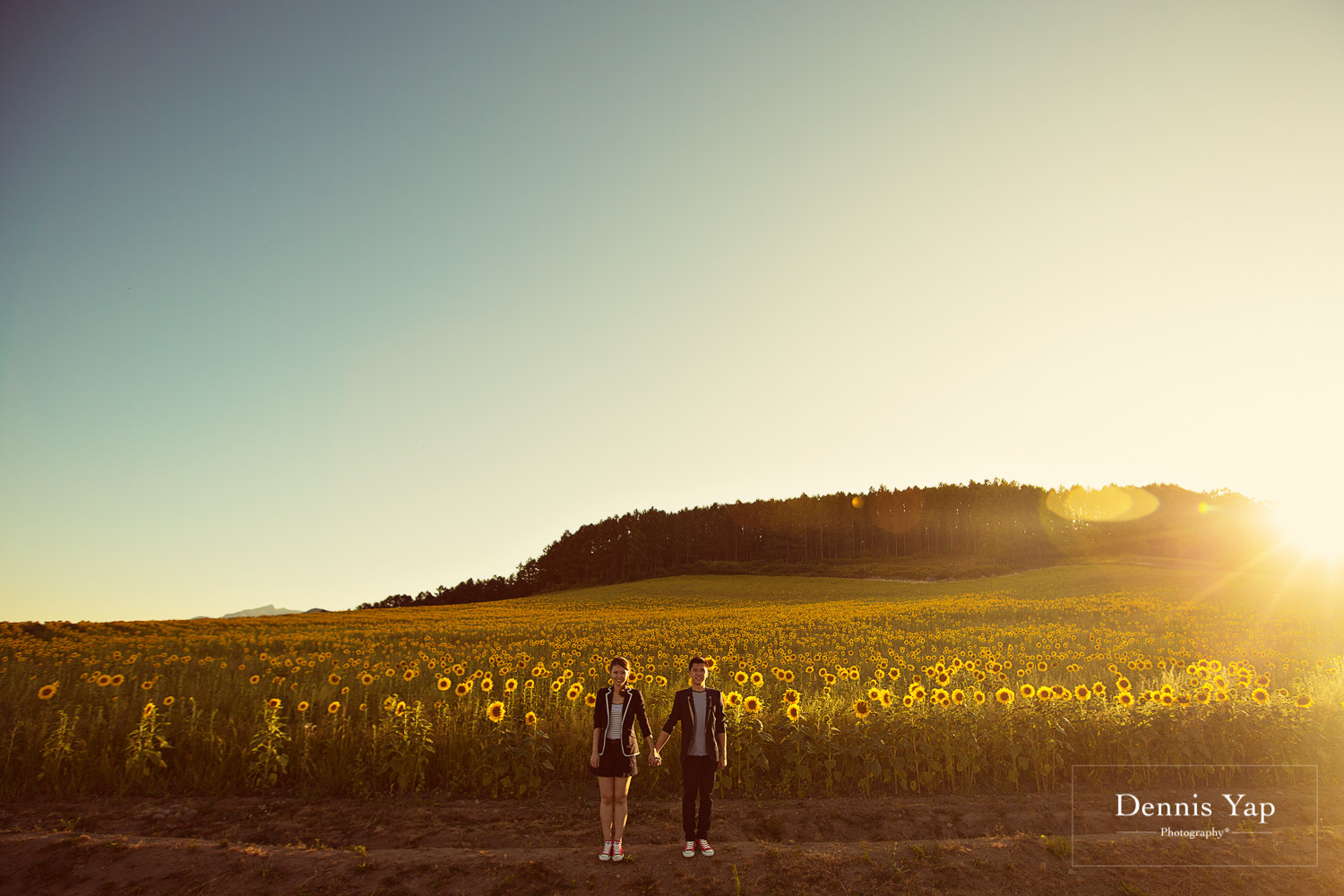 jonathan micaela pre wedding in hokkaido sapporo japan lavendar sunflower by dennis yap photography singapore and malaysia top wedding photographer fine art purple sunset-16.jpg