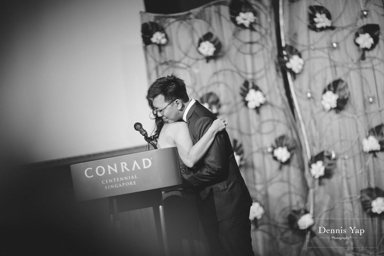 yan yang li yuan wedding day and dinner in conrad hotel singapore by dennis yap photography-24.jpg