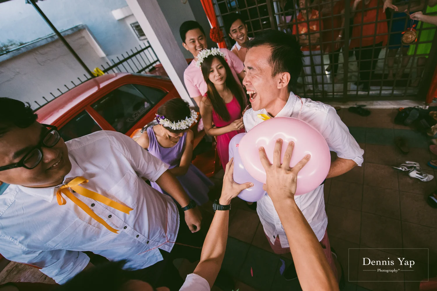 che loong wan pin wedding gate crash jenjarom dennis yap photography-18.jpg