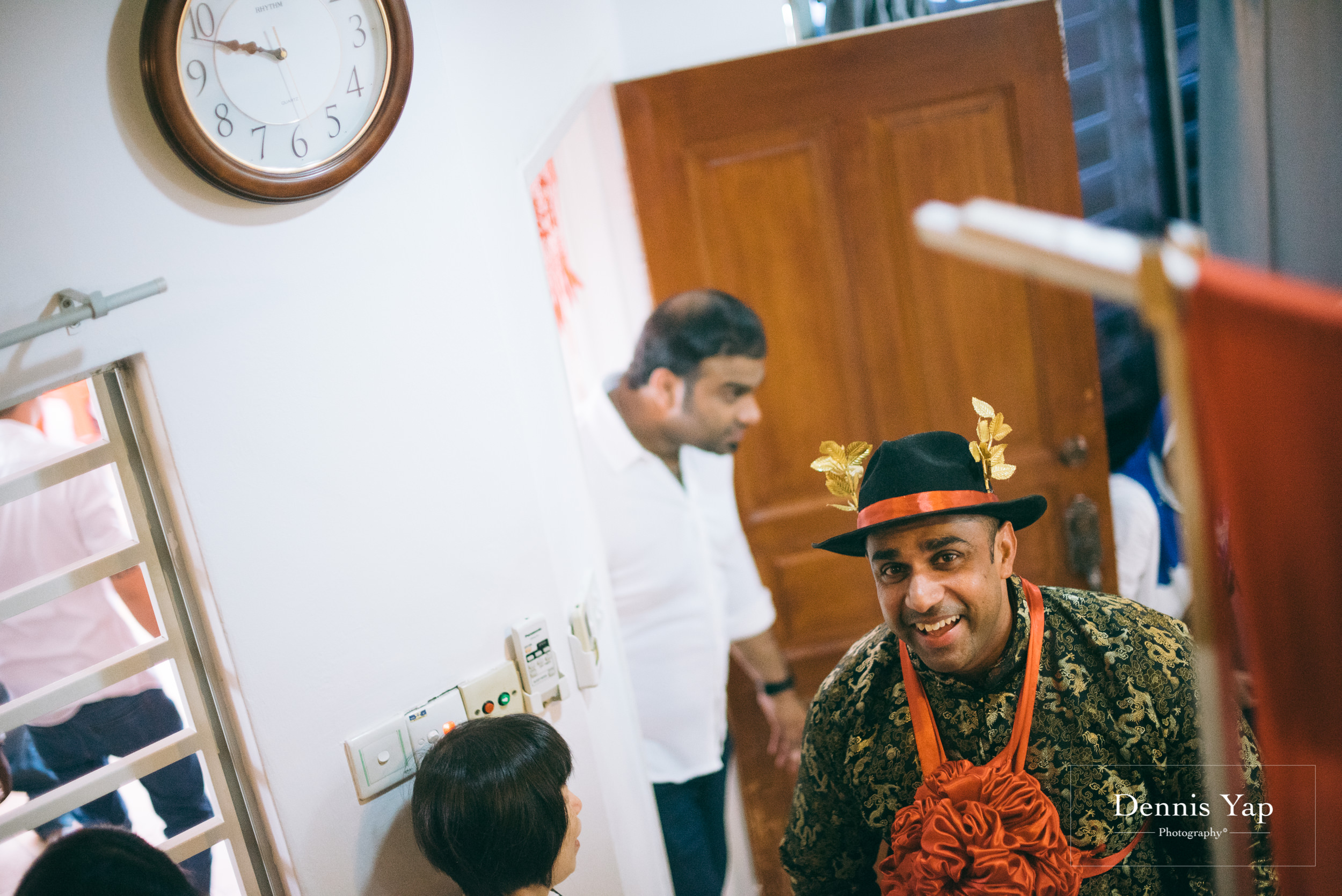 azmi zahraa wedding day gate crash traditional chinese and malay wedding dennis yap malaysia photographer-10.jpg