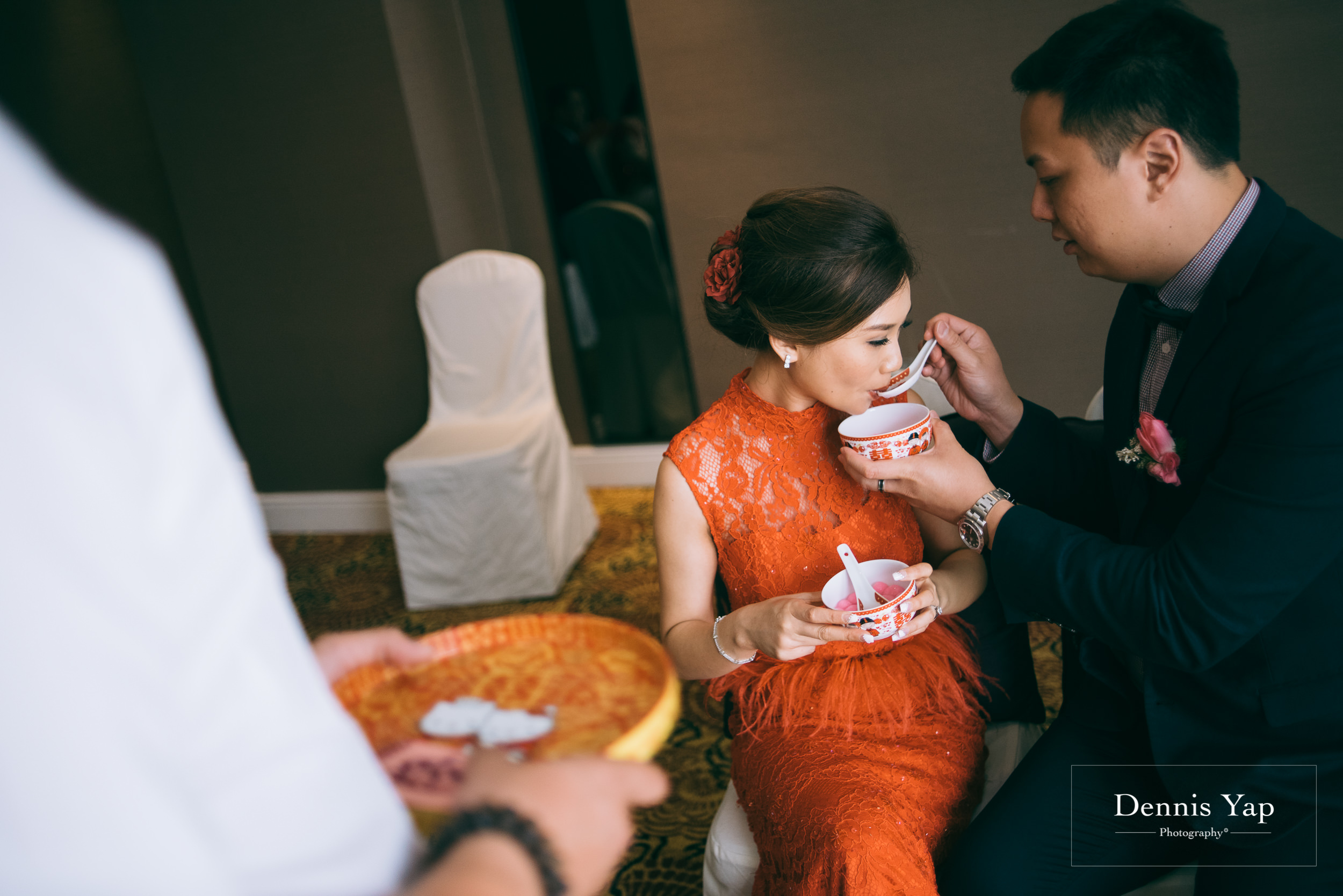 lionel joanne wedding day tea ceremony malaysia wedding photographer dennis yap red-25.jpg