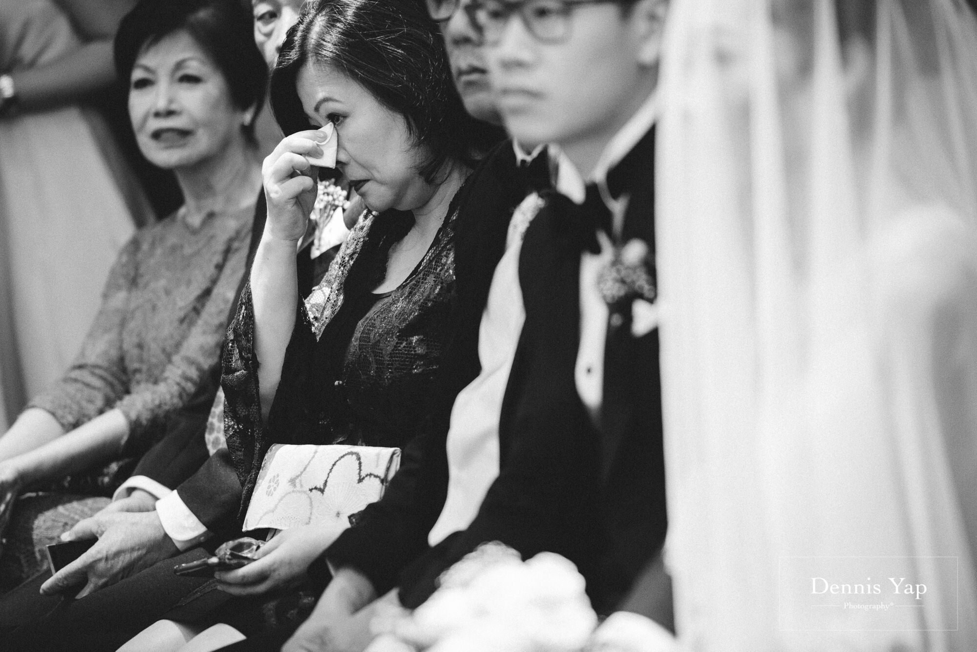 kevan khing wei wedding day hilton kuala lumpur vow exchange ceremony dennis yap photography malaysia top wedding photographer-13.jpg