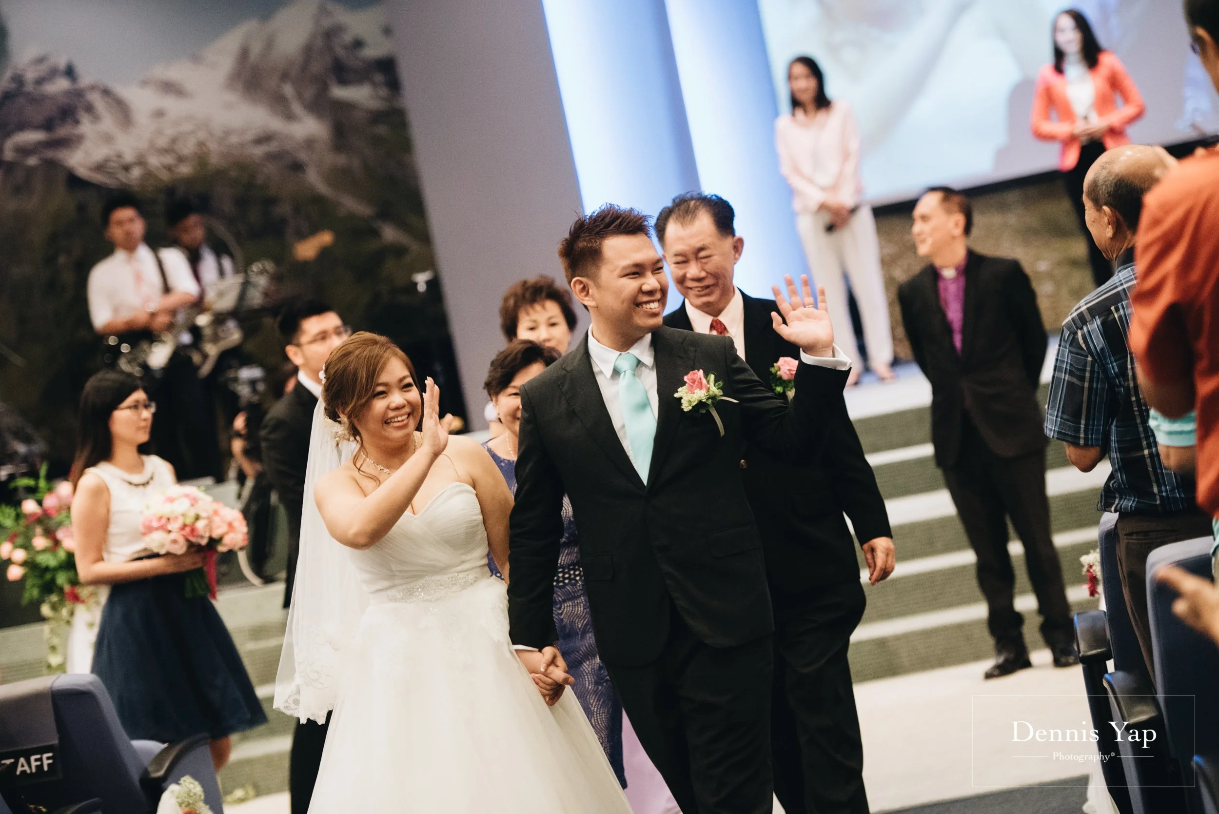 victor lynnette church wedding ceremony-21.jpg