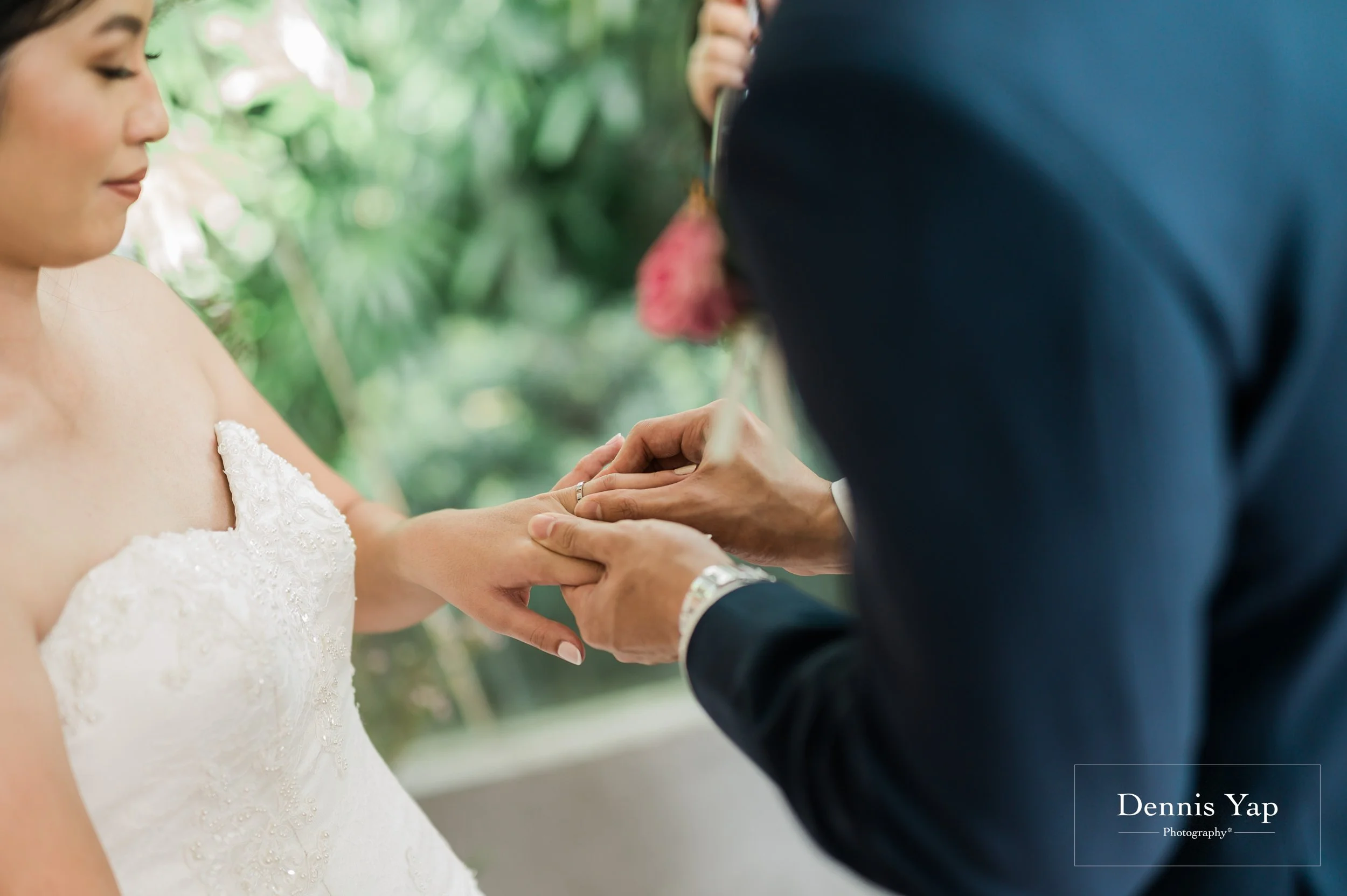aaron roxanne ciao kuala lumpur vow exchange ceremony garden dennis yap photography-23.jpg