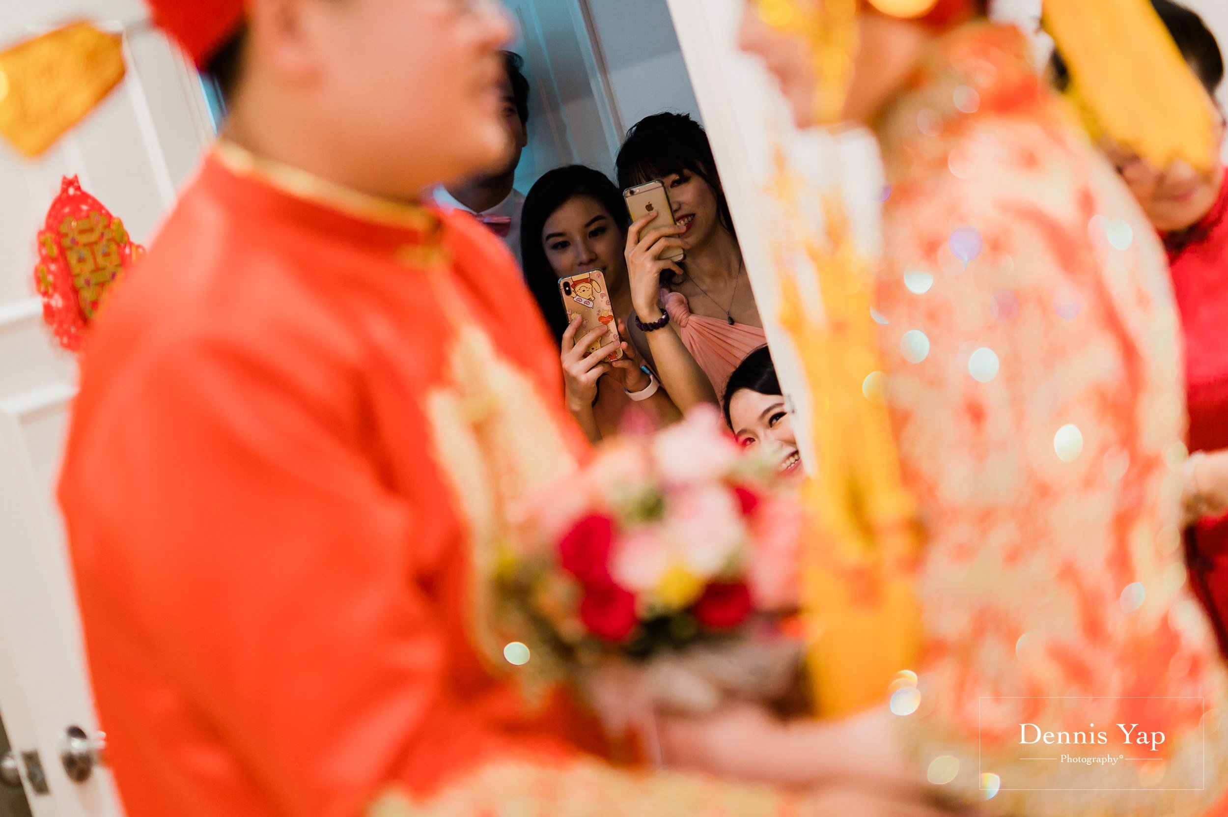 chen tze yek kuan morning tea ceremony wedding red gold dennis yap photography GIS-18.jpg