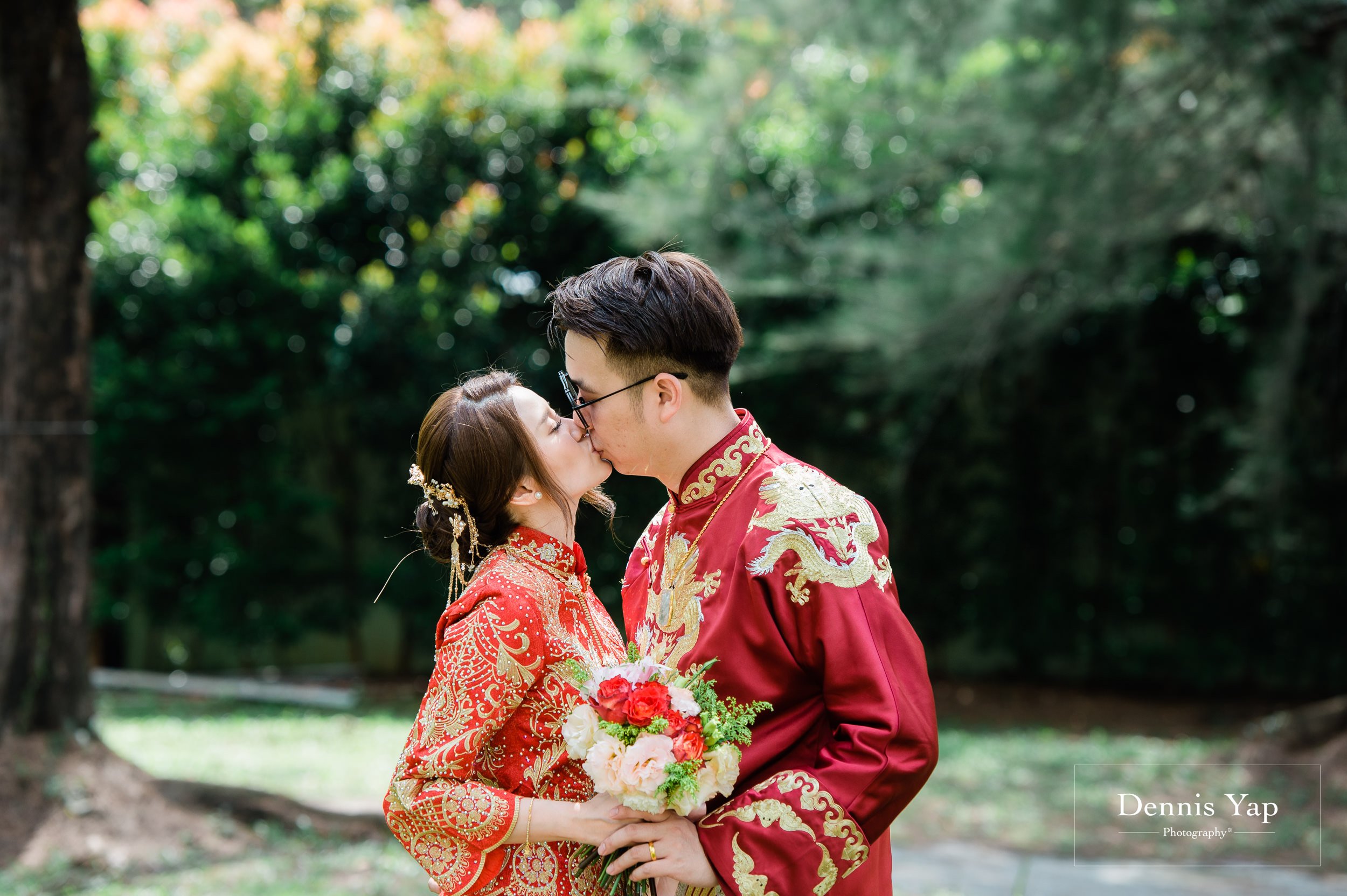 sean mayyun wedding day JW marriot gate crash dennis yap photography stephen foong-36.jpg