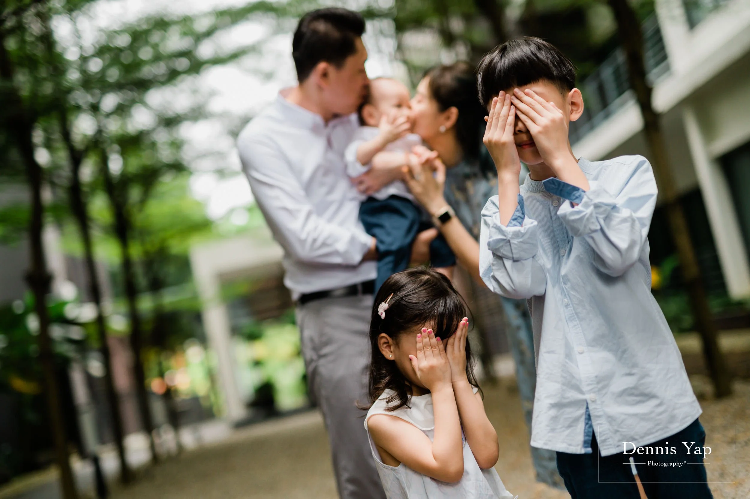lovvy family portrait dennis yap photography -2.jpg