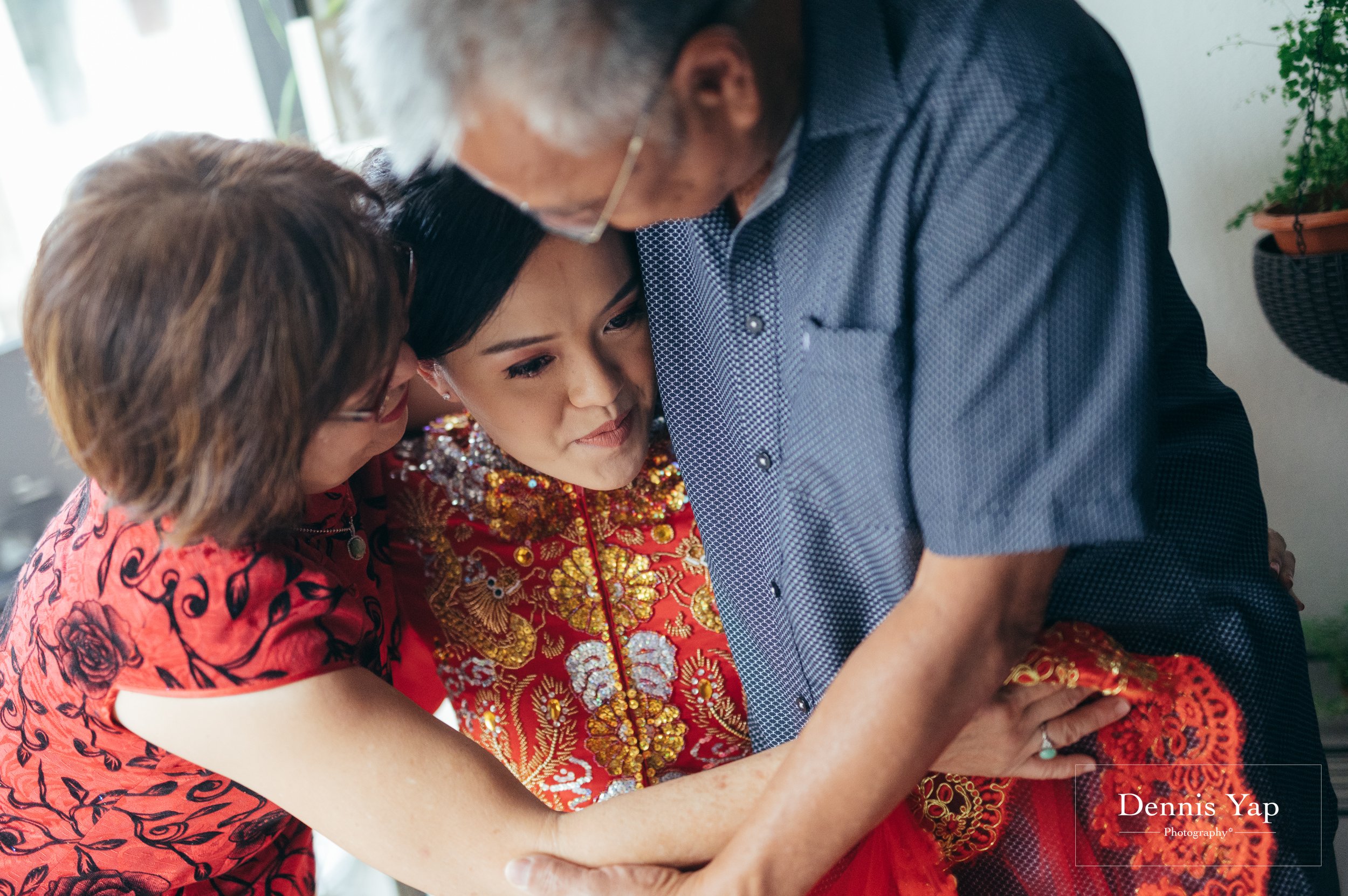 desmond serra simple wedding tea ceremony dennis yap photography-8.jpg