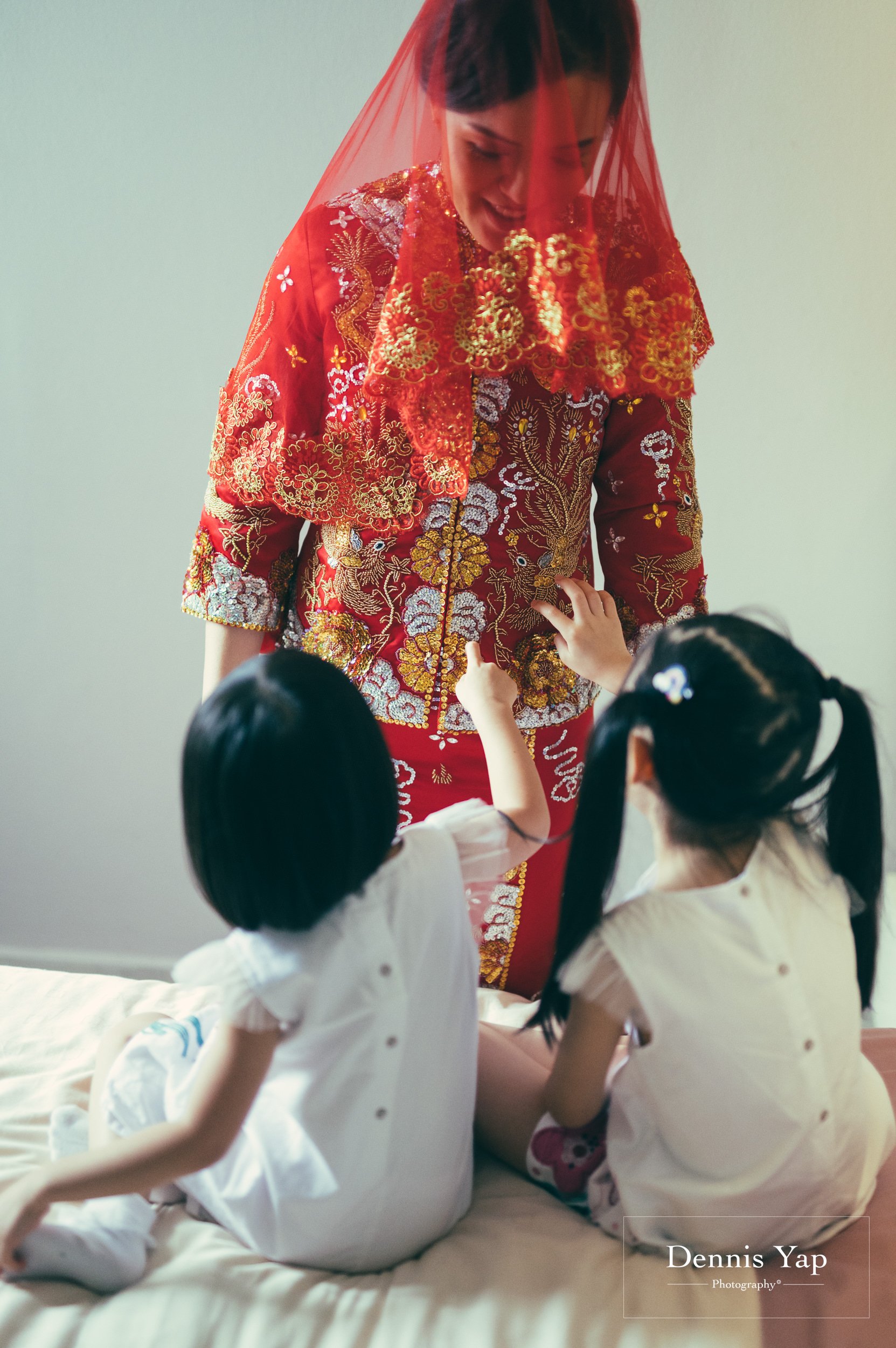 desmond serra simple wedding tea ceremony dennis yap photography-15.jpg