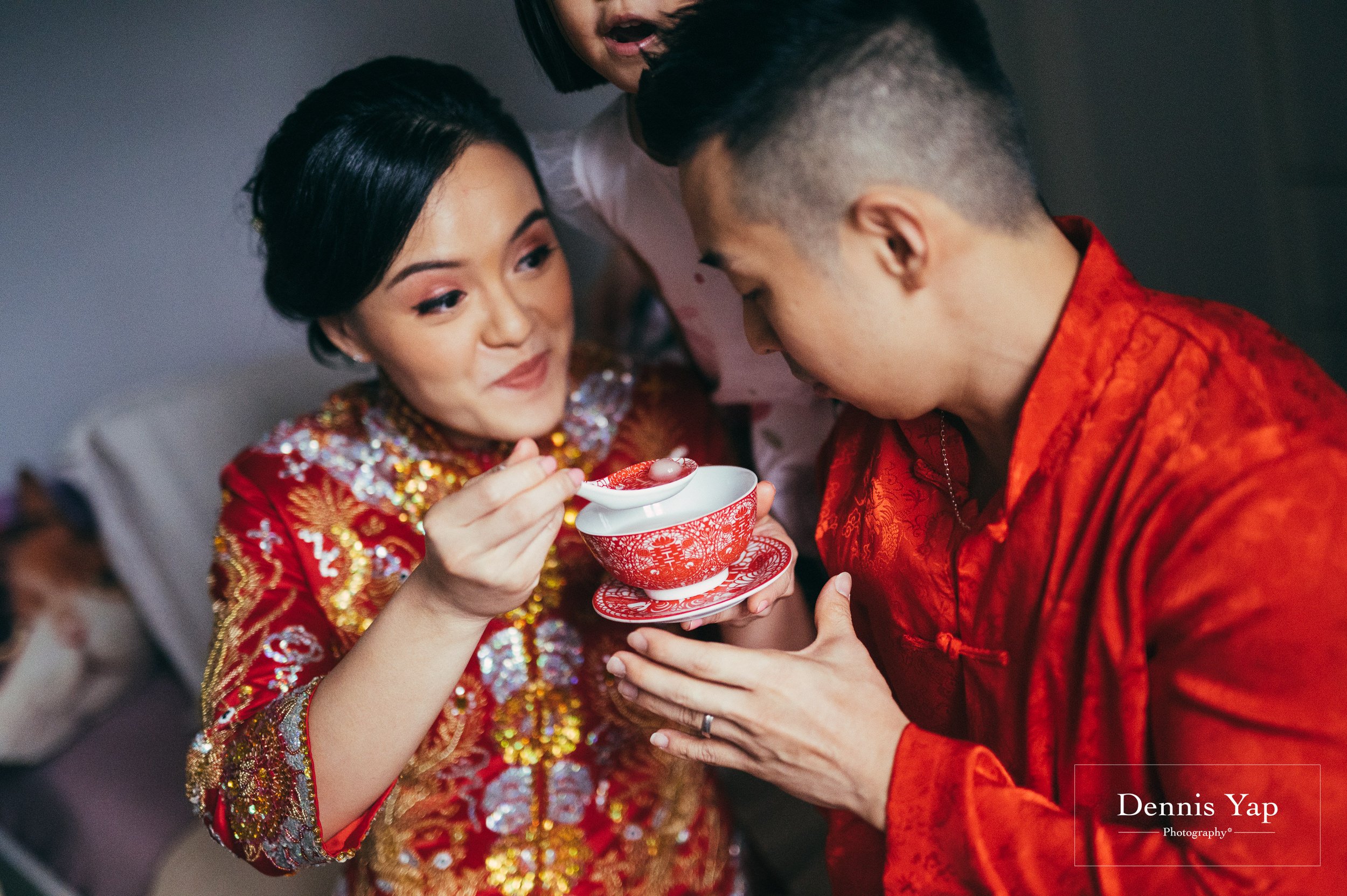 desmond serra simple wedding tea ceremony dennis yap photography-27.jpg