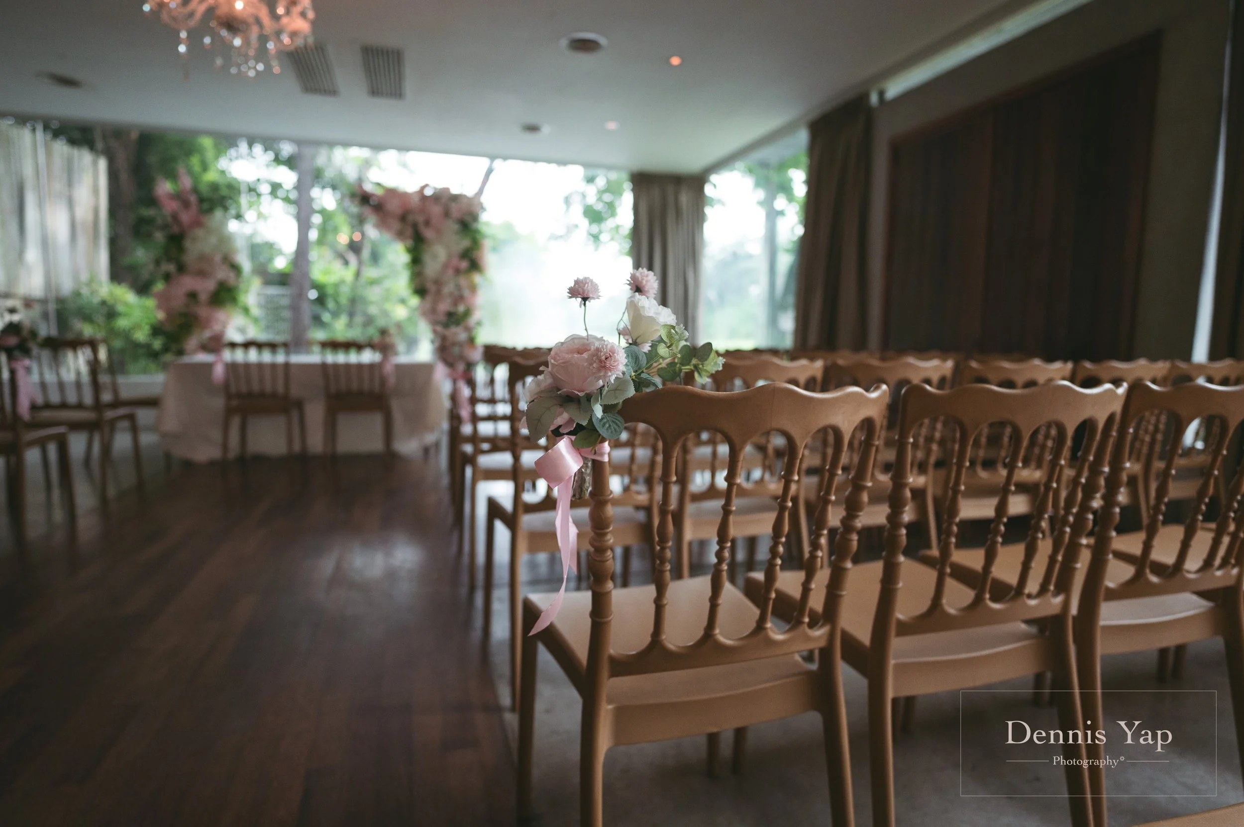 Documenting Boon Kheng and Kar Yen’s beautiful garden registration of marriage ceremony at Ciao Ristorante in Kuala Lumpur, blending lush greenery, emotional vows, and warm family fellowship