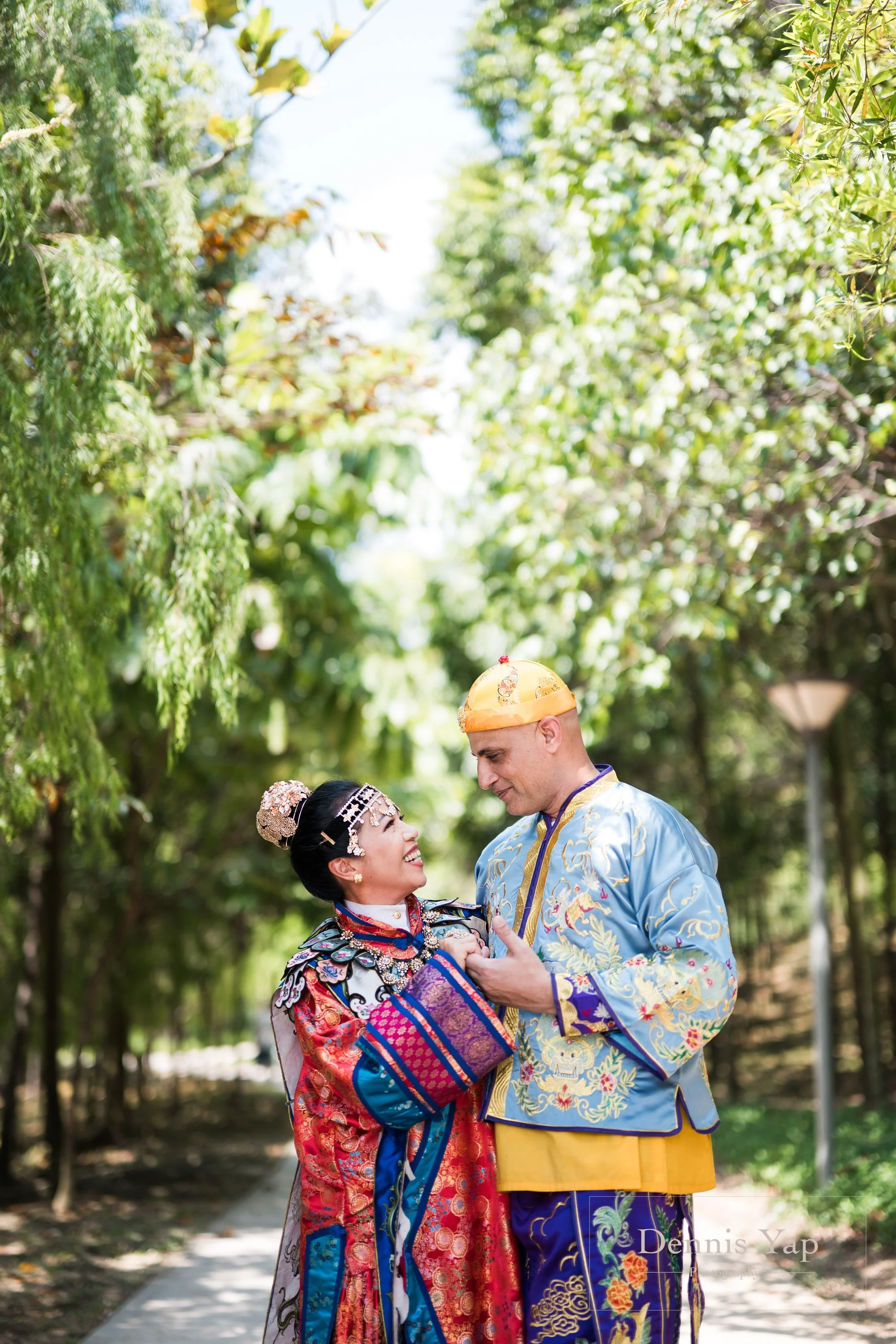 peranakan-nyonya-wedding-attire-muneeb-joyce-1.jpg