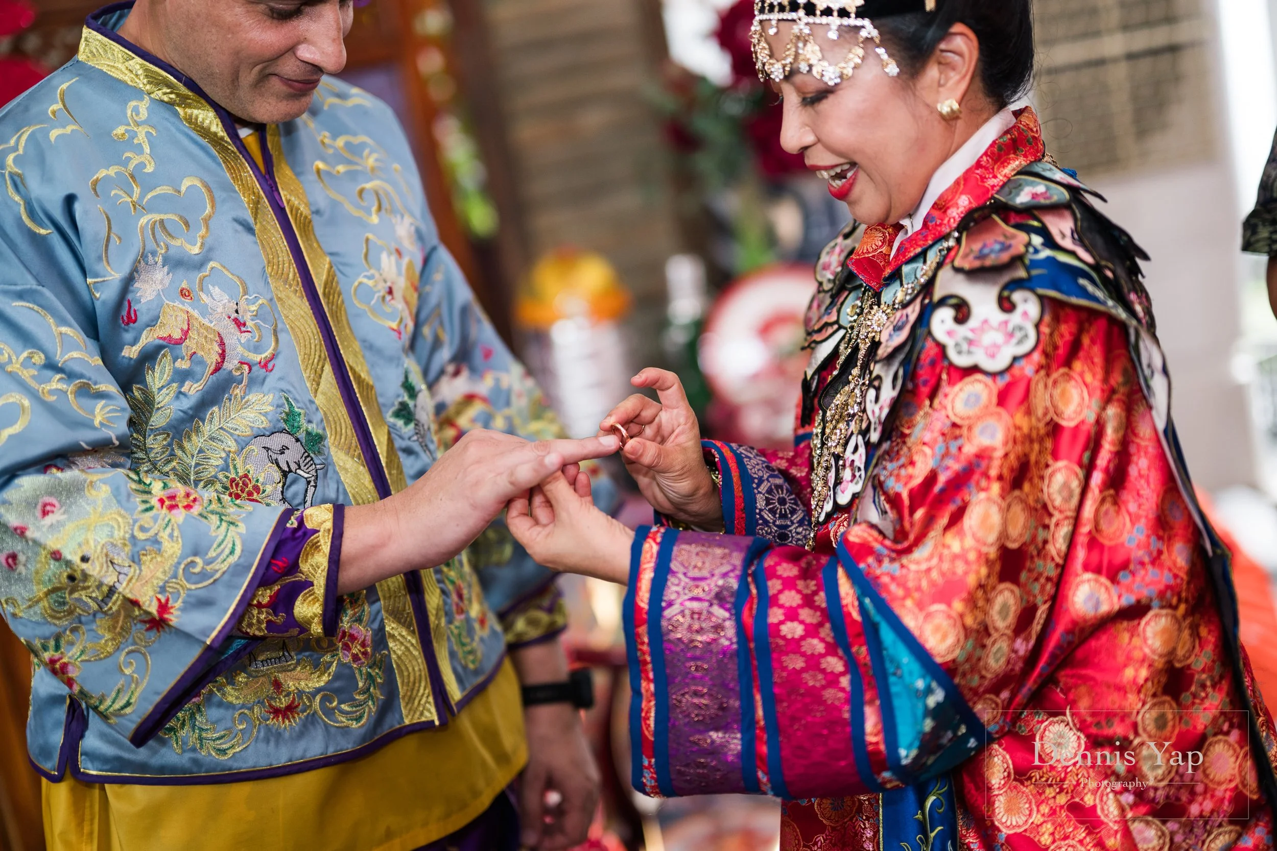 peranakan-nyonya-wedding-attire-muneeb-joyce-17.jpg