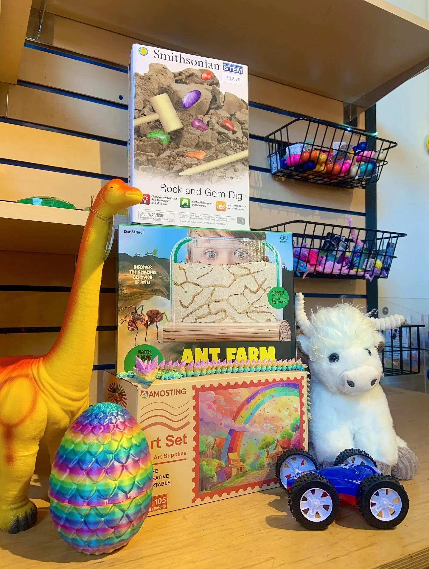 Looking for the perfect holiday gifts for kids? Our shop is full of playful, hands-on finds and don&rsquo;t forget, members receive 10% off all shop purchases! 🎁✨