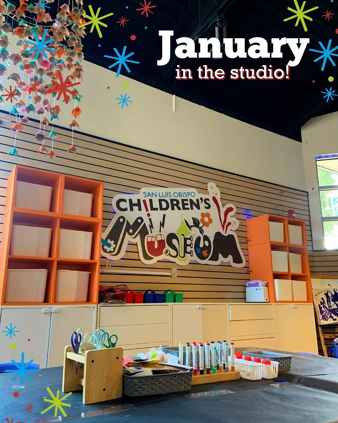 January is full of Studio fun! 🎨 Stop by and see what we&rsquo;re creating this month:

🍃Jan 8&ndash;12 | Pine Needle Discovery Bottles
❄️Sat, Jan 10 | Science Snow! (11:30 AM&ndash;1:30 PM)
🌨️Jan 15&ndash;19 | Snowstorm on Paper
🌲Jan 22&ndash;26