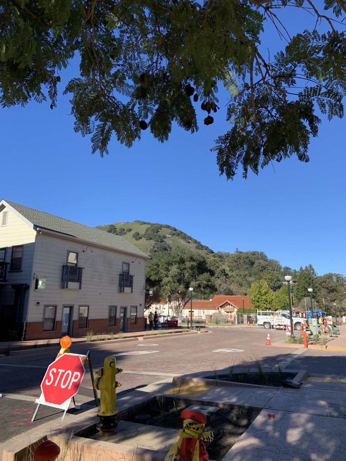 Good news! 🎉 Monterey and Dana Street are now accessible from Nipomo Street.
There is a closure between Dana Street and Palm Street, but getting to the Museum is now easier!🚗✨