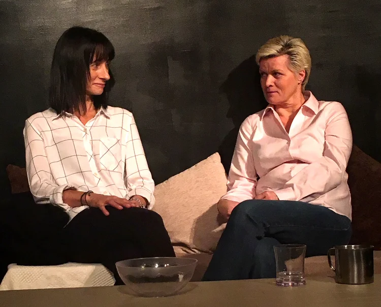 JENNIFER PIERRO as Beth & GERRY GLENNON as Susie