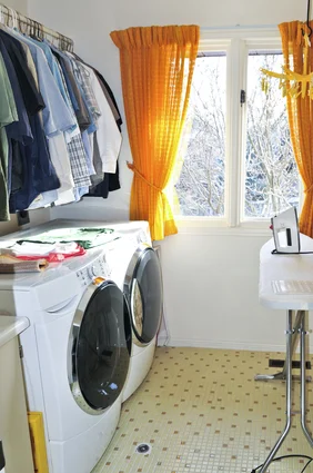 5 Tips for Setting up an Organized Laundry Room