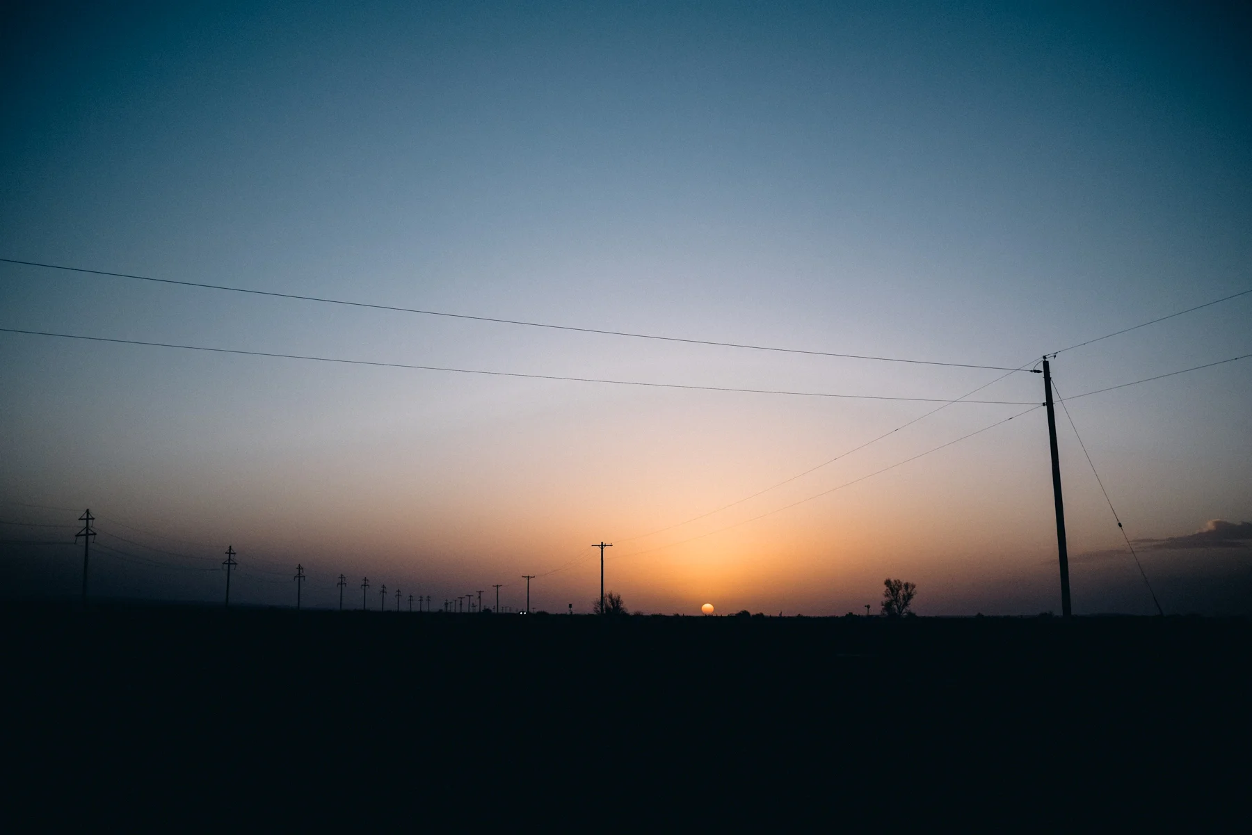Marfa_TX_EL_COSMICO-SOHOSTORY-Roadtrip-Day3-056.jpg