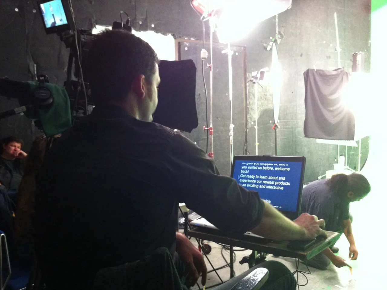 makerhaus_0003_Layer 0.jpg