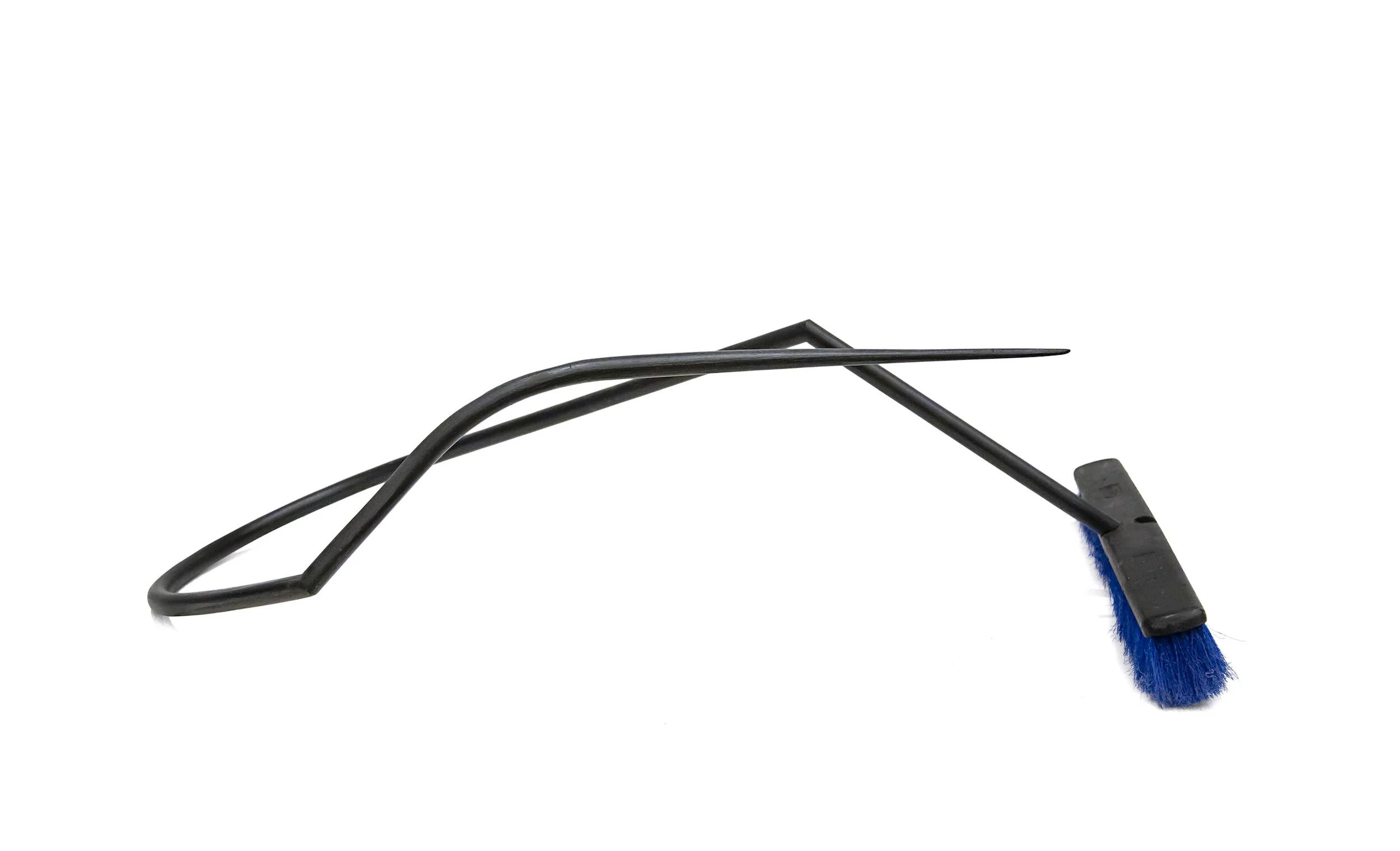 ellie richards black and blue.jpg