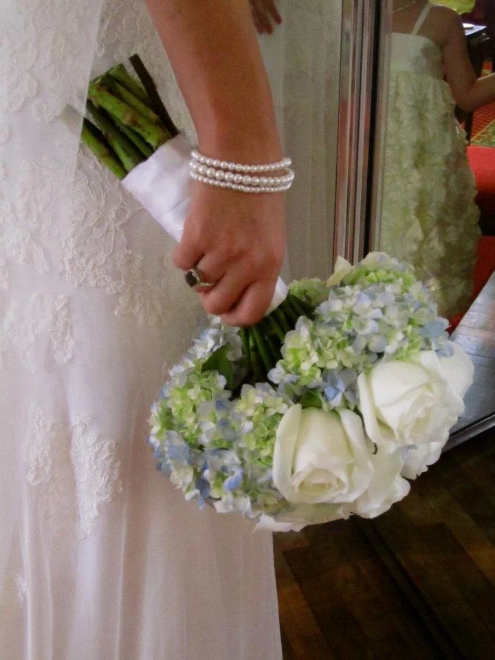 City Club, Wilmington, NC // Live Wedding Artist // Ben Keys // Wed on Canvas // Photo Courtesy of Peacock Portraits